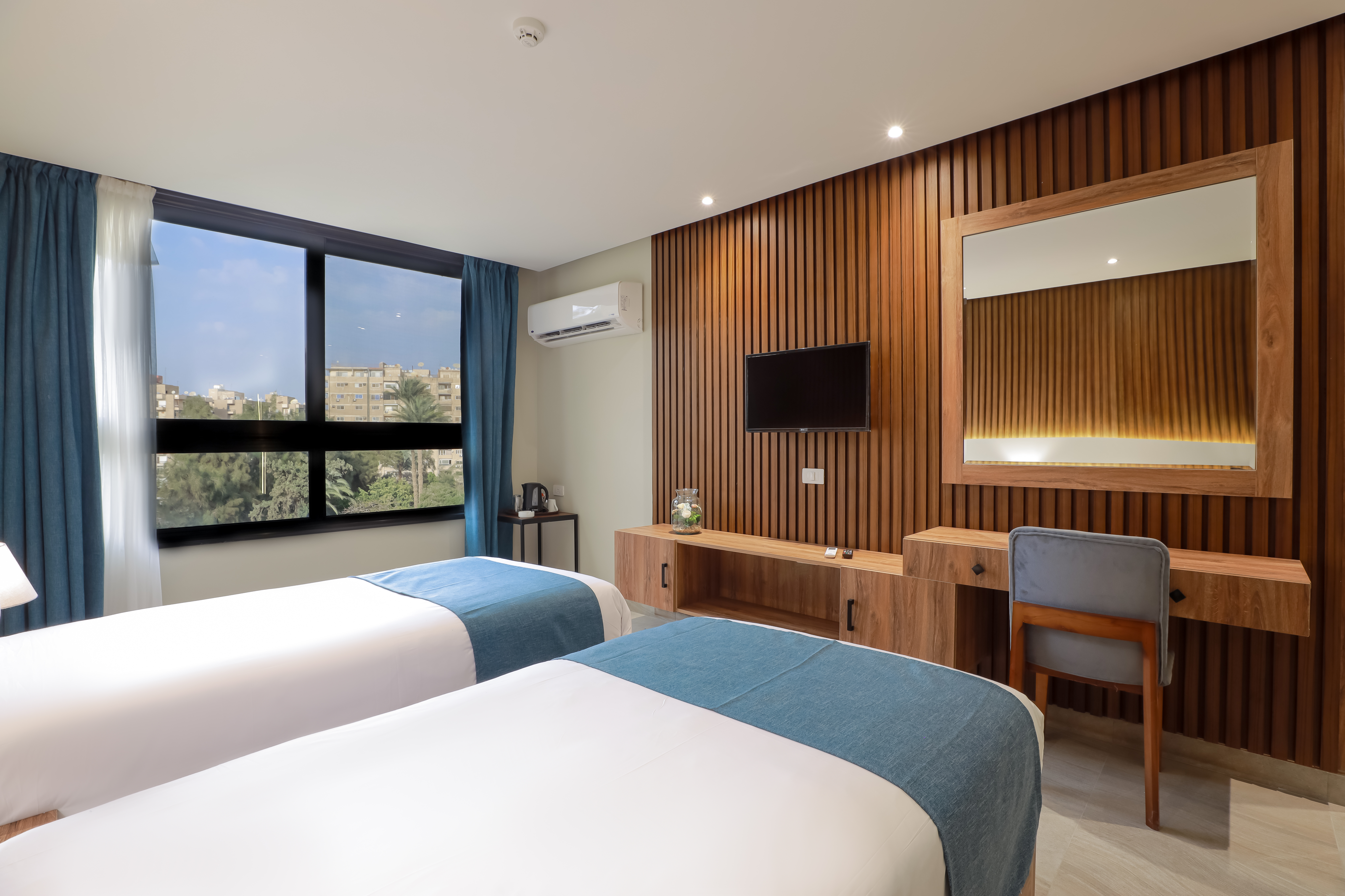 Double or Twin Superior