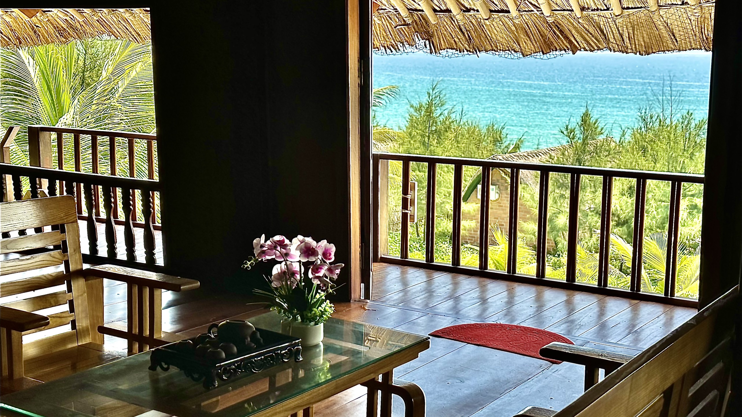 Villa Six Bedrooms Three Bathrooms