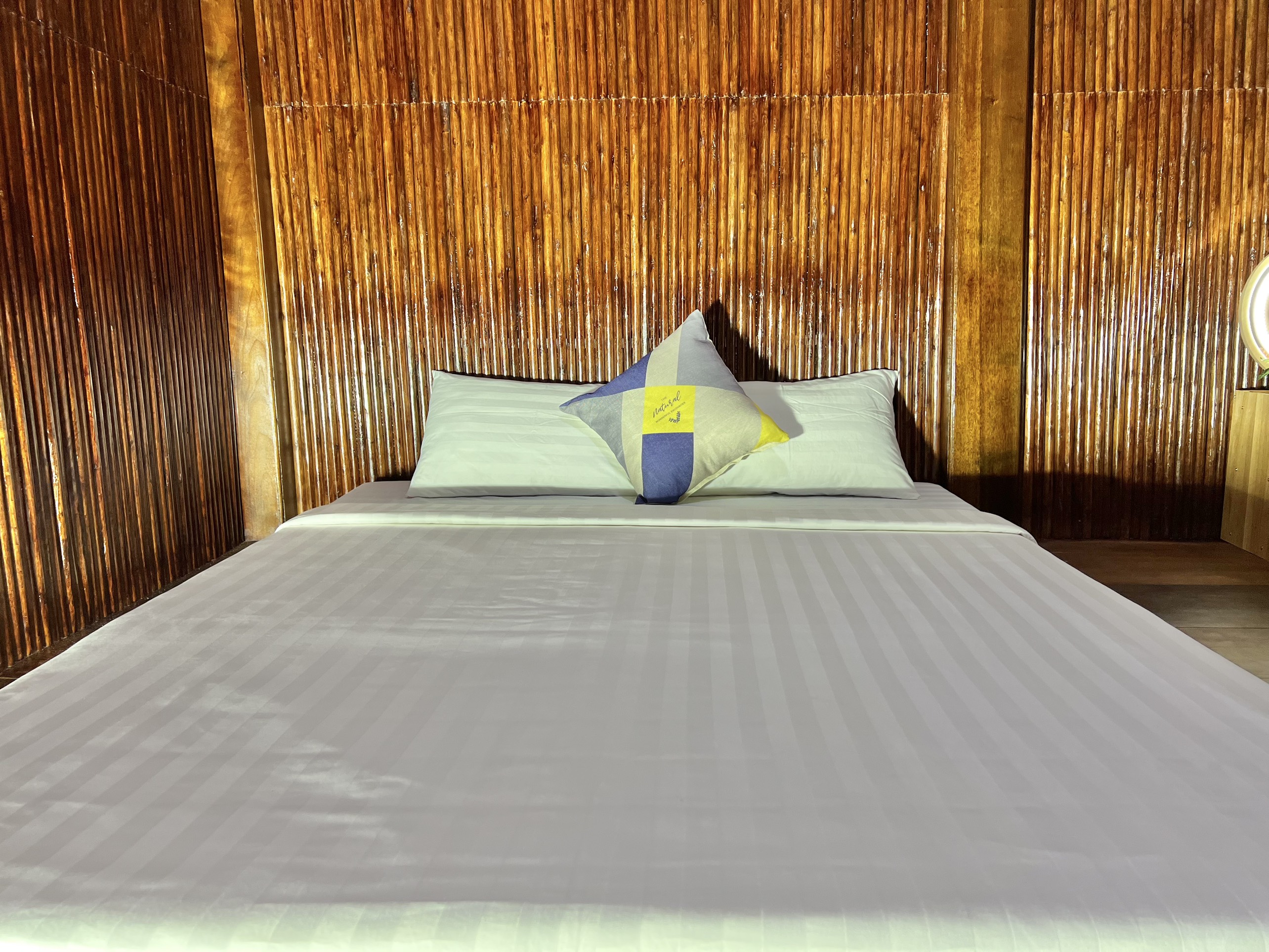 Villa Six Bedrooms Three Bathrooms