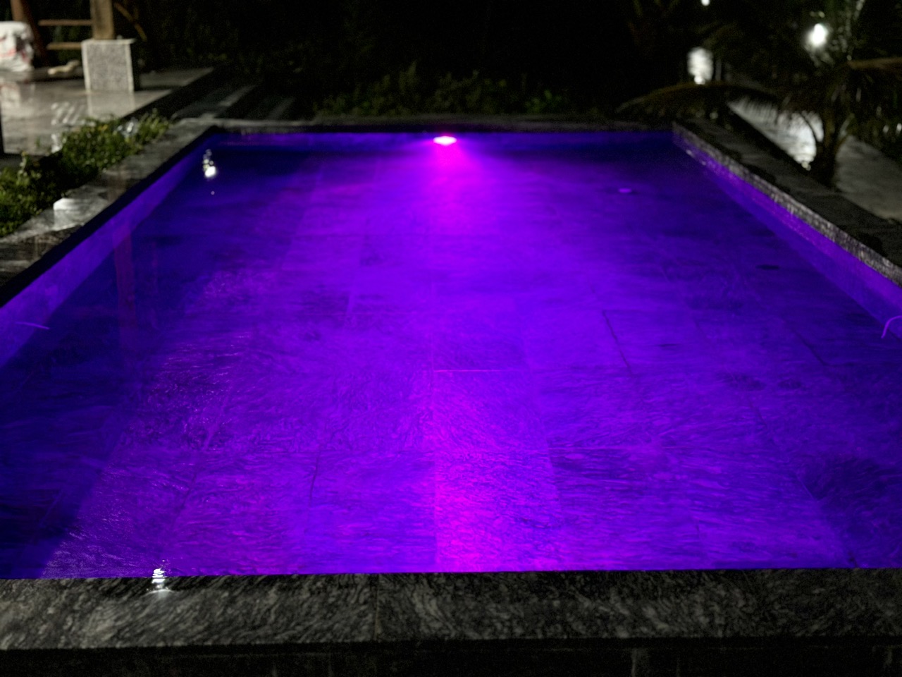 Villa Six Bedrooms Three Bathrooms