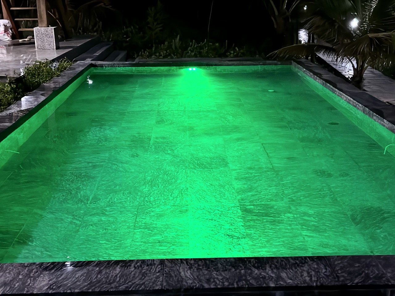 Villa Six Bedrooms Three Bathrooms