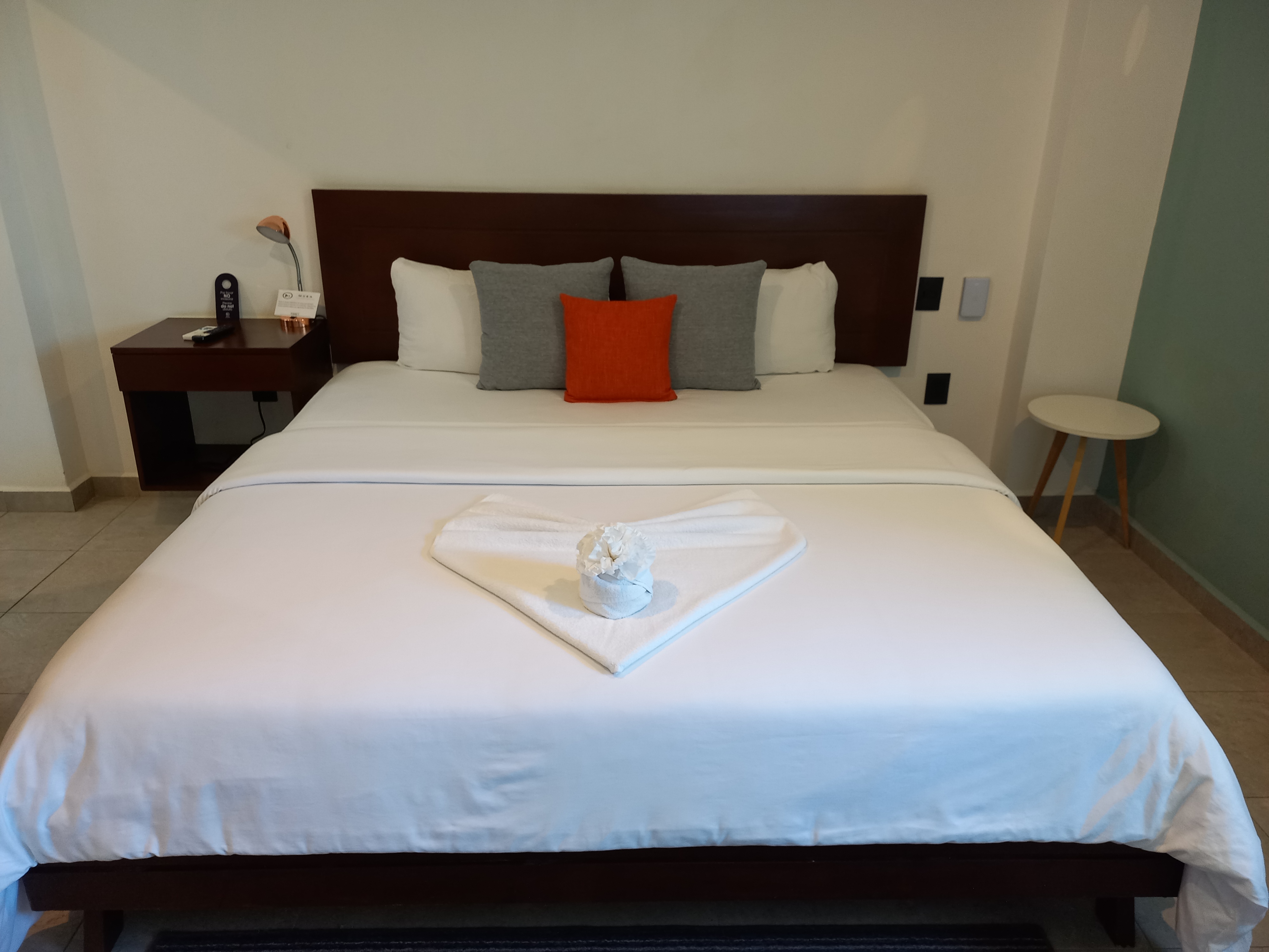 Double Deluxe Queen Bed