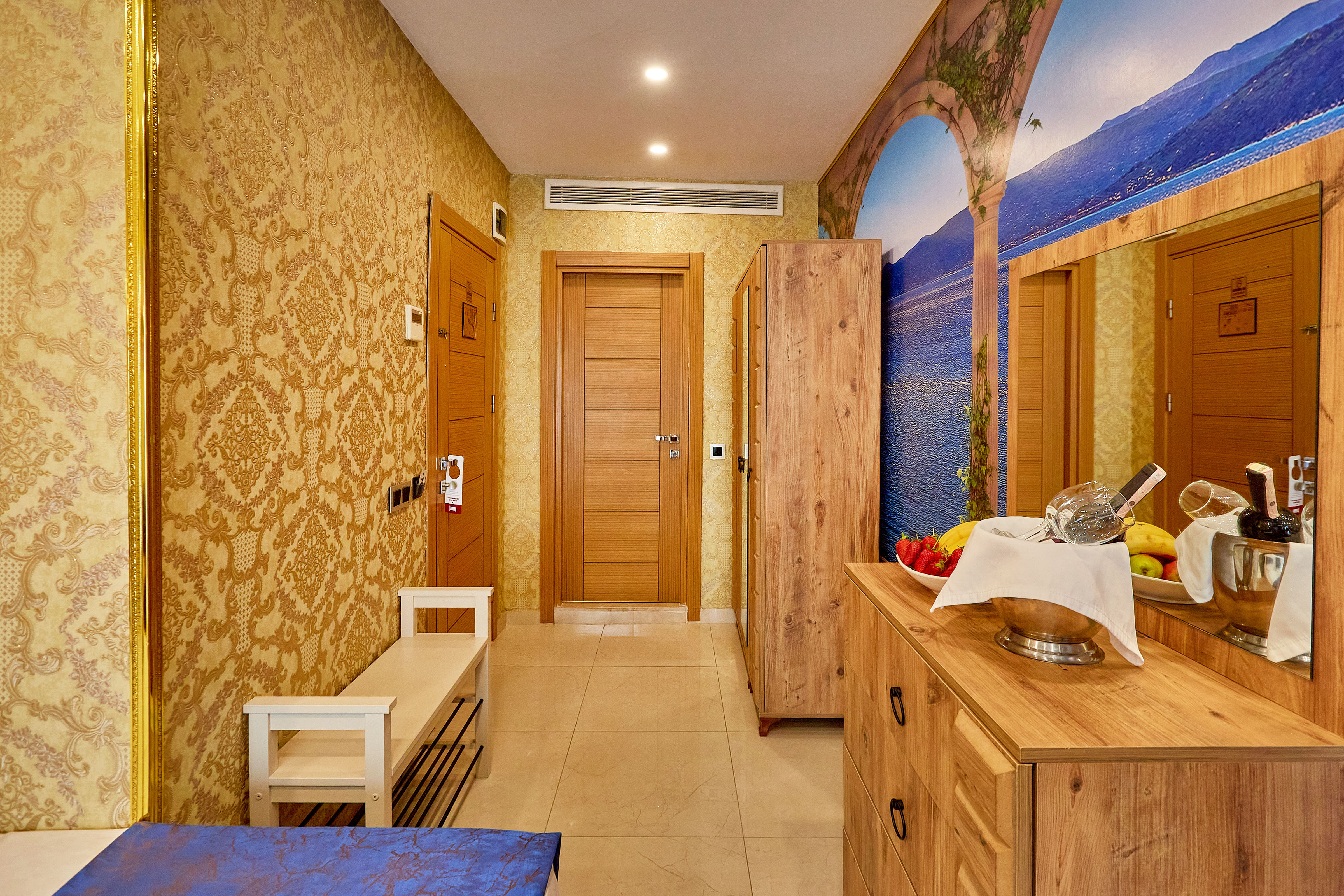 Double Classic Double Bed