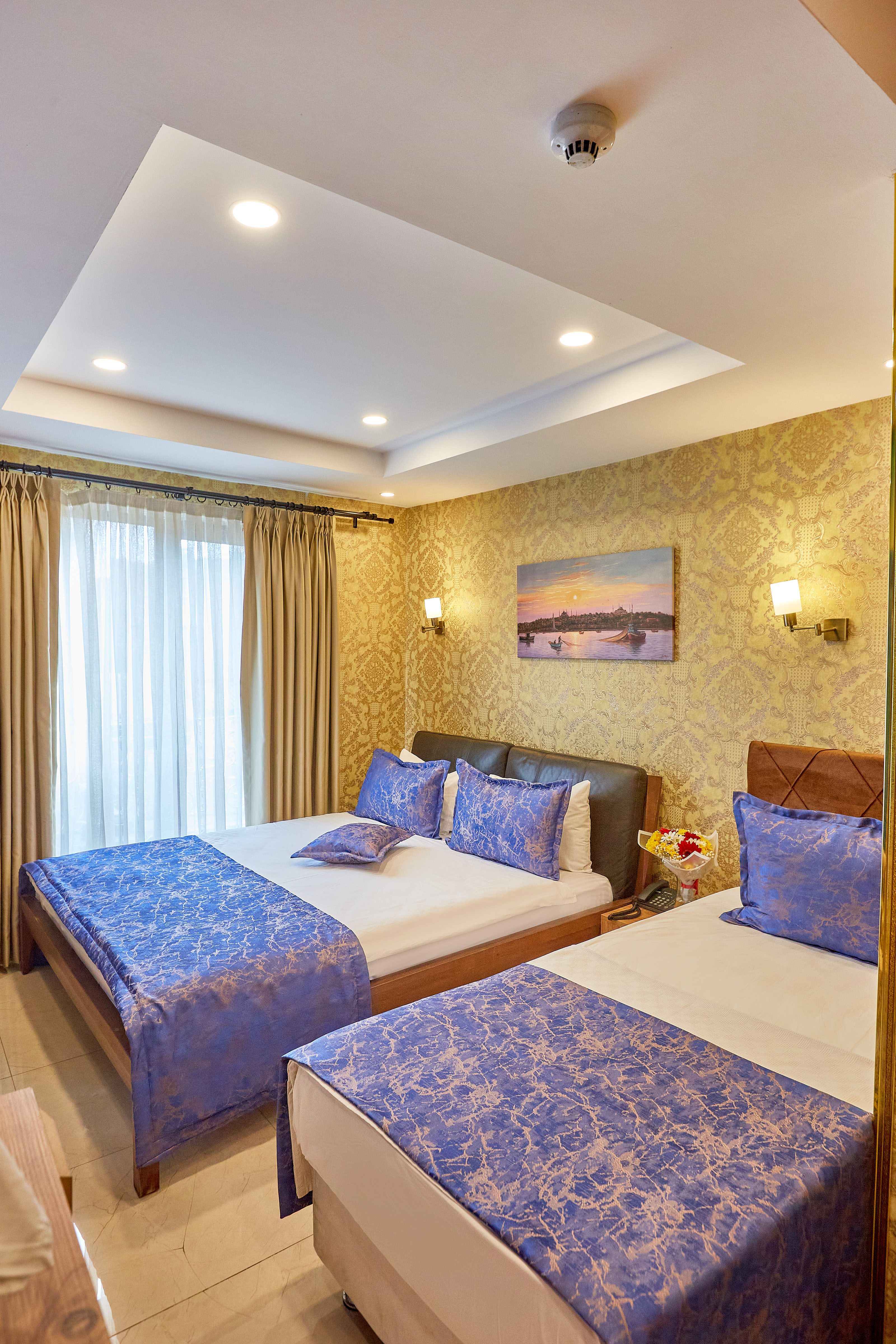 Double Classic Double Bed