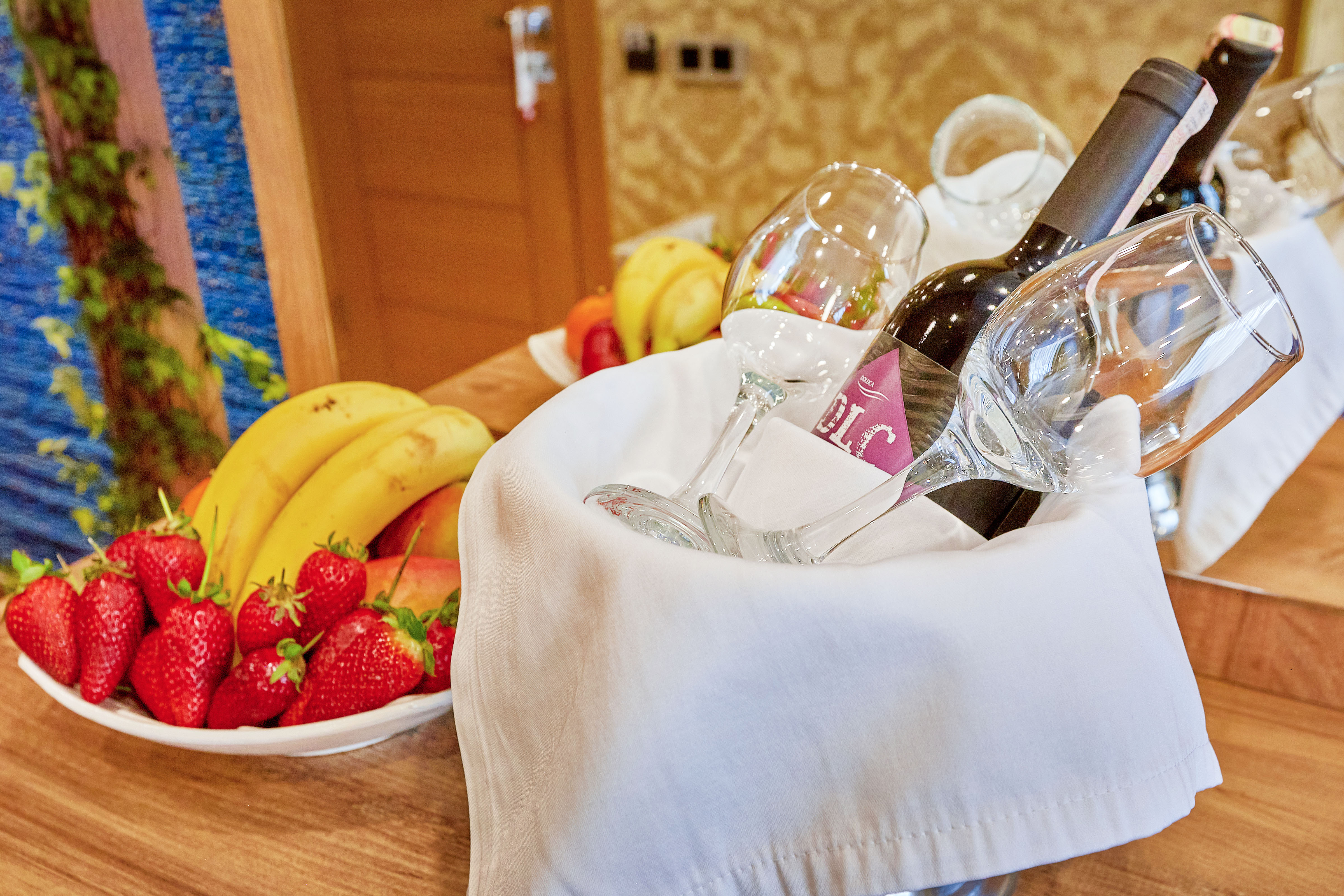 Double Classic Double Bed