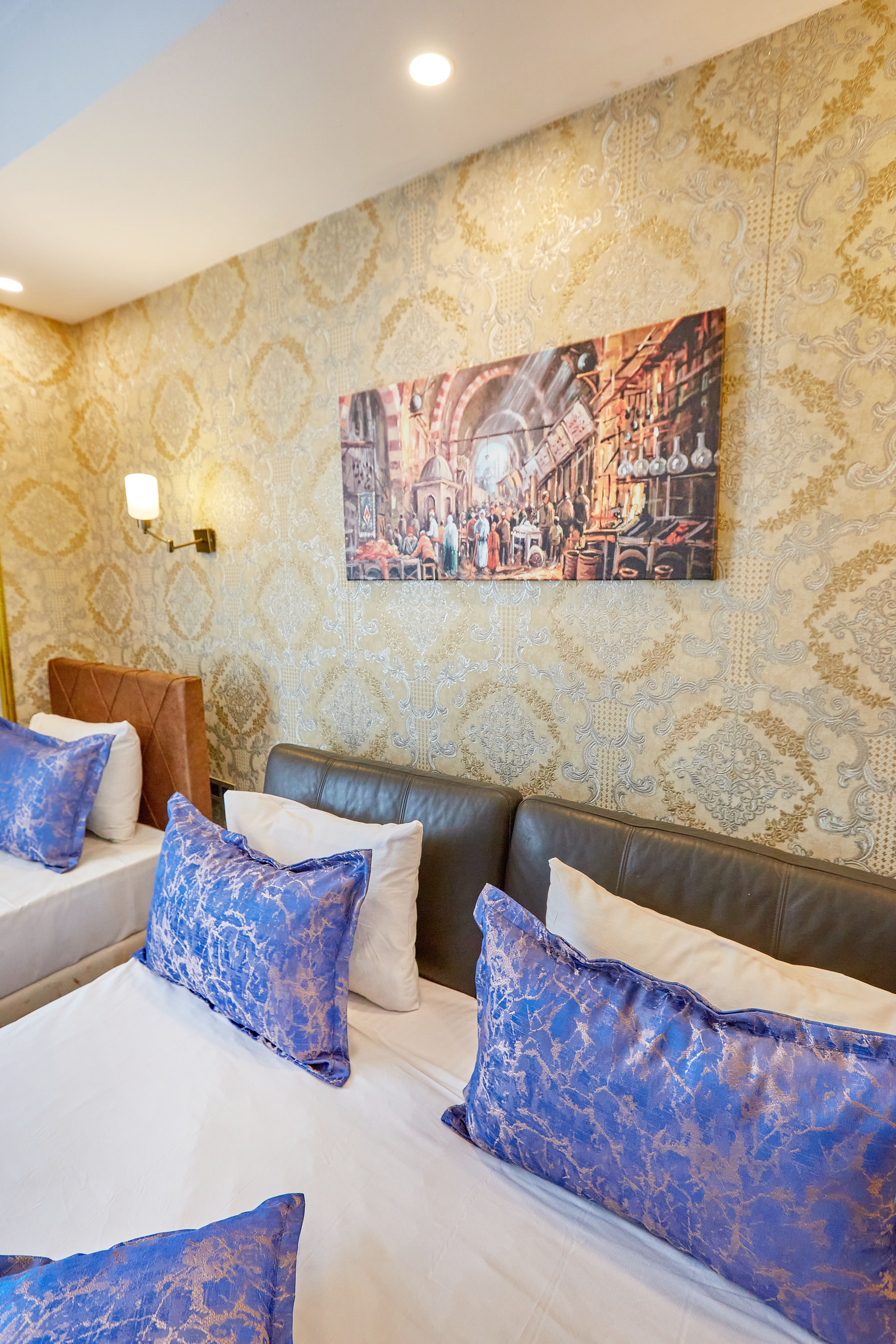 Double Classic Double Bed