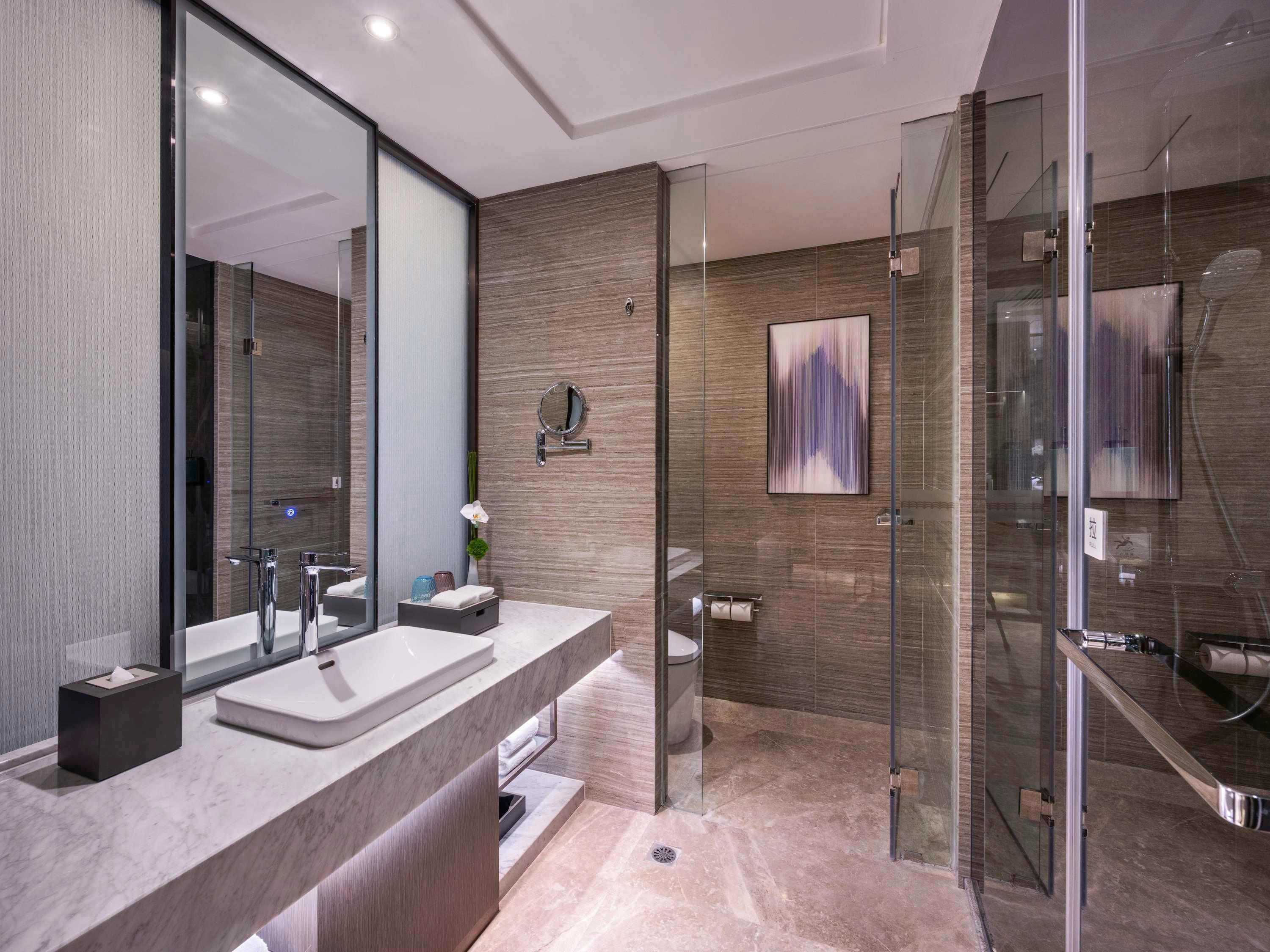 Double Classic King Bed