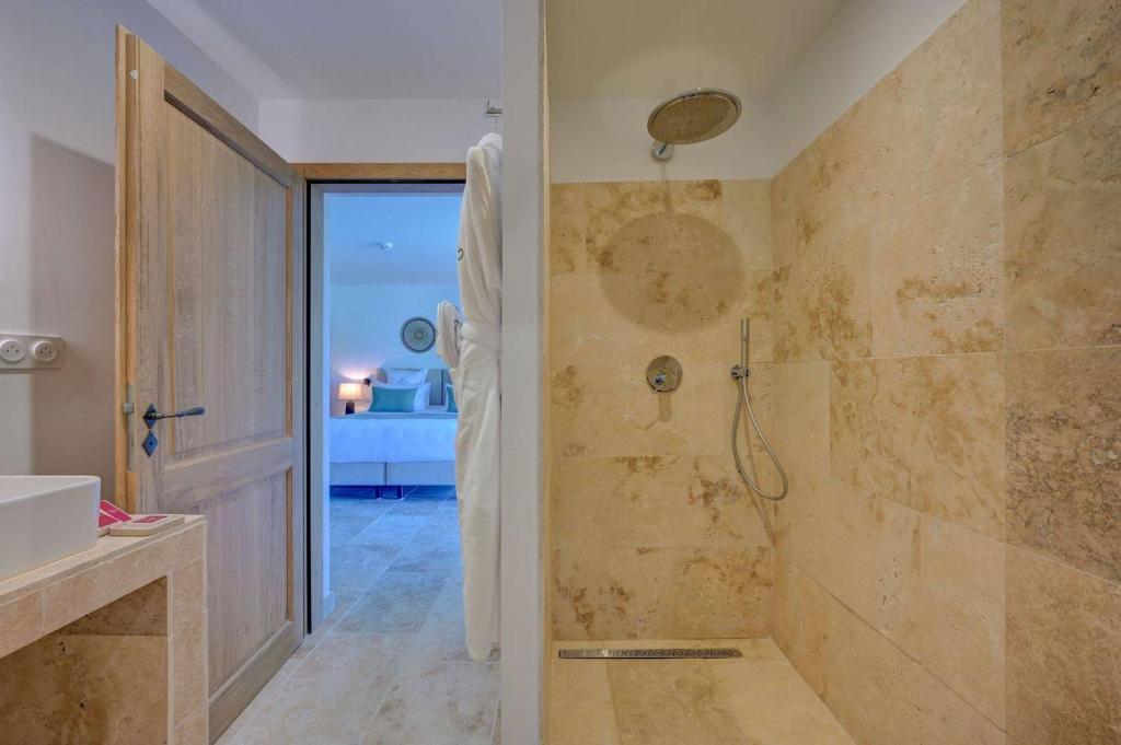 Double or Twin Deluxe