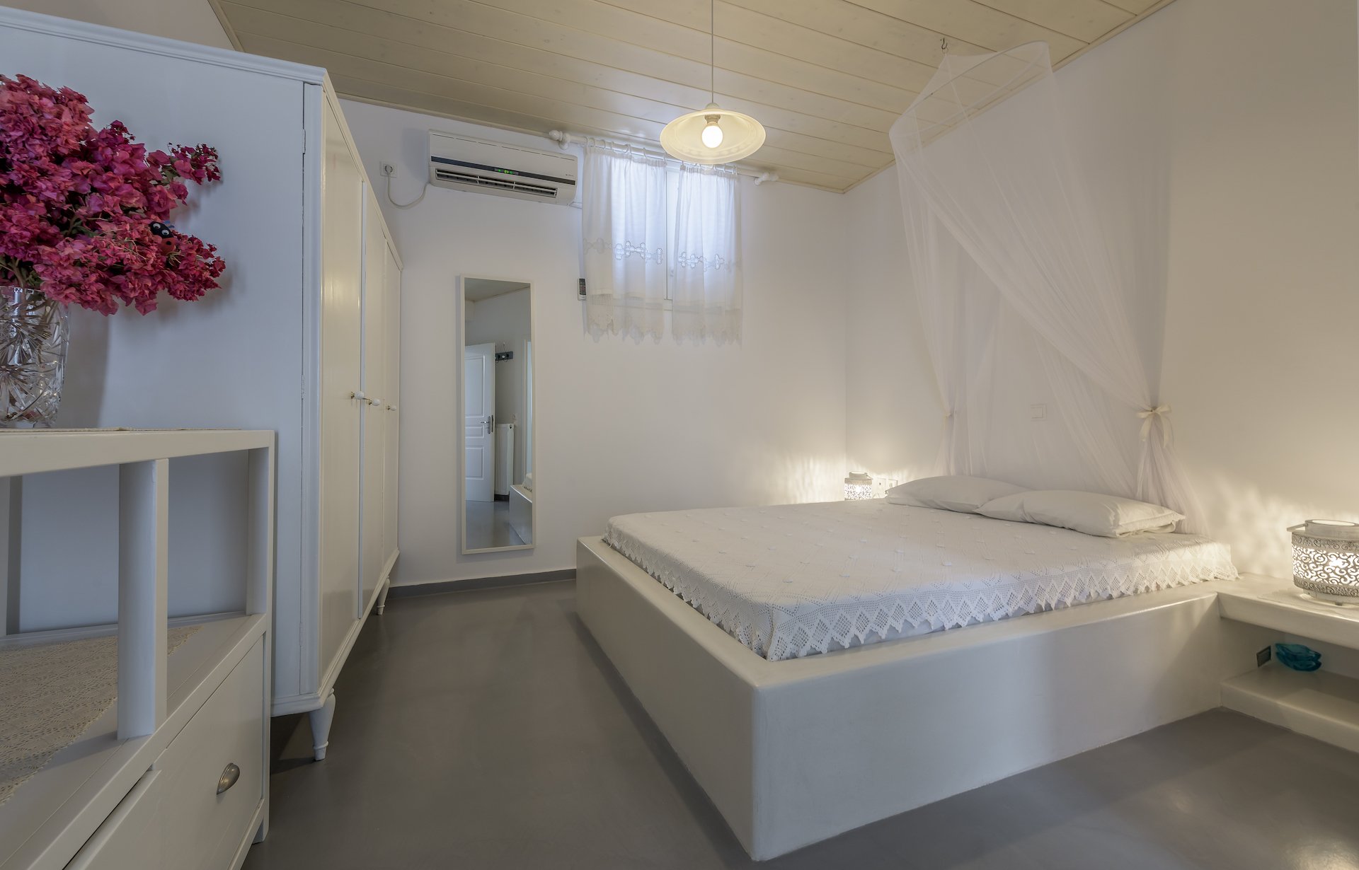 Villa Five Bedrooms with Private Pool