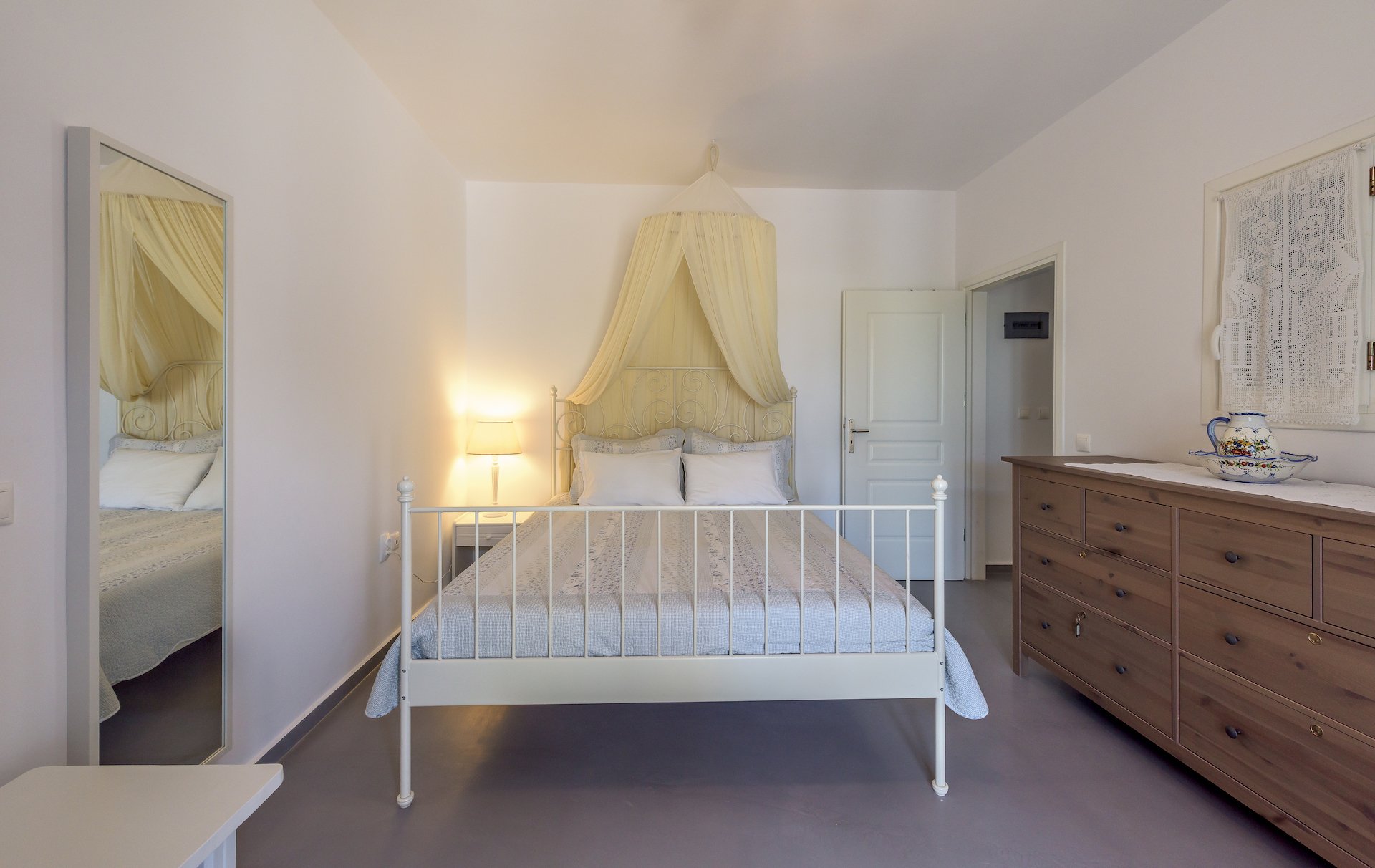 Villa Five Bedrooms with Private Pool