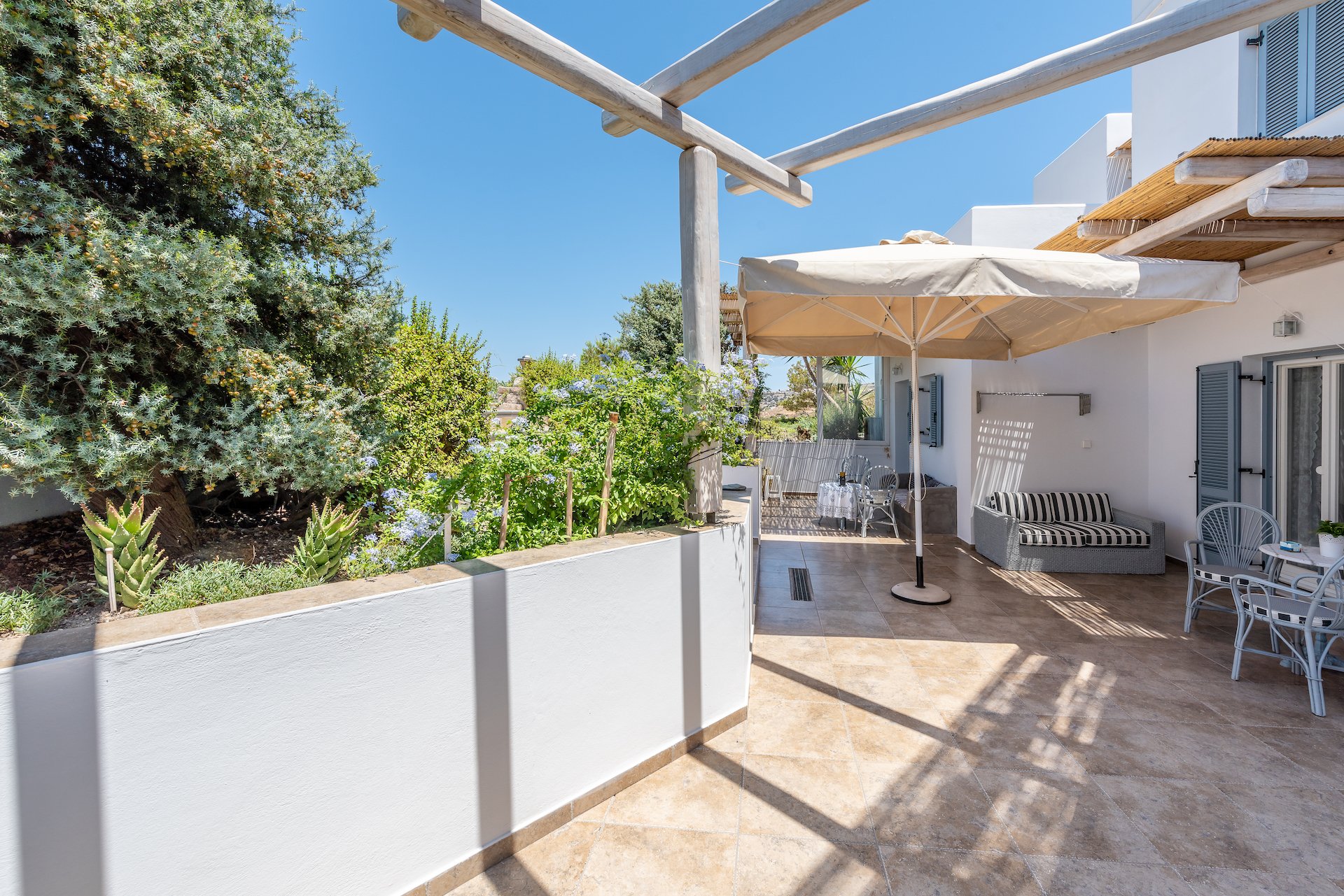 Villa Five Bedrooms with Private Pool