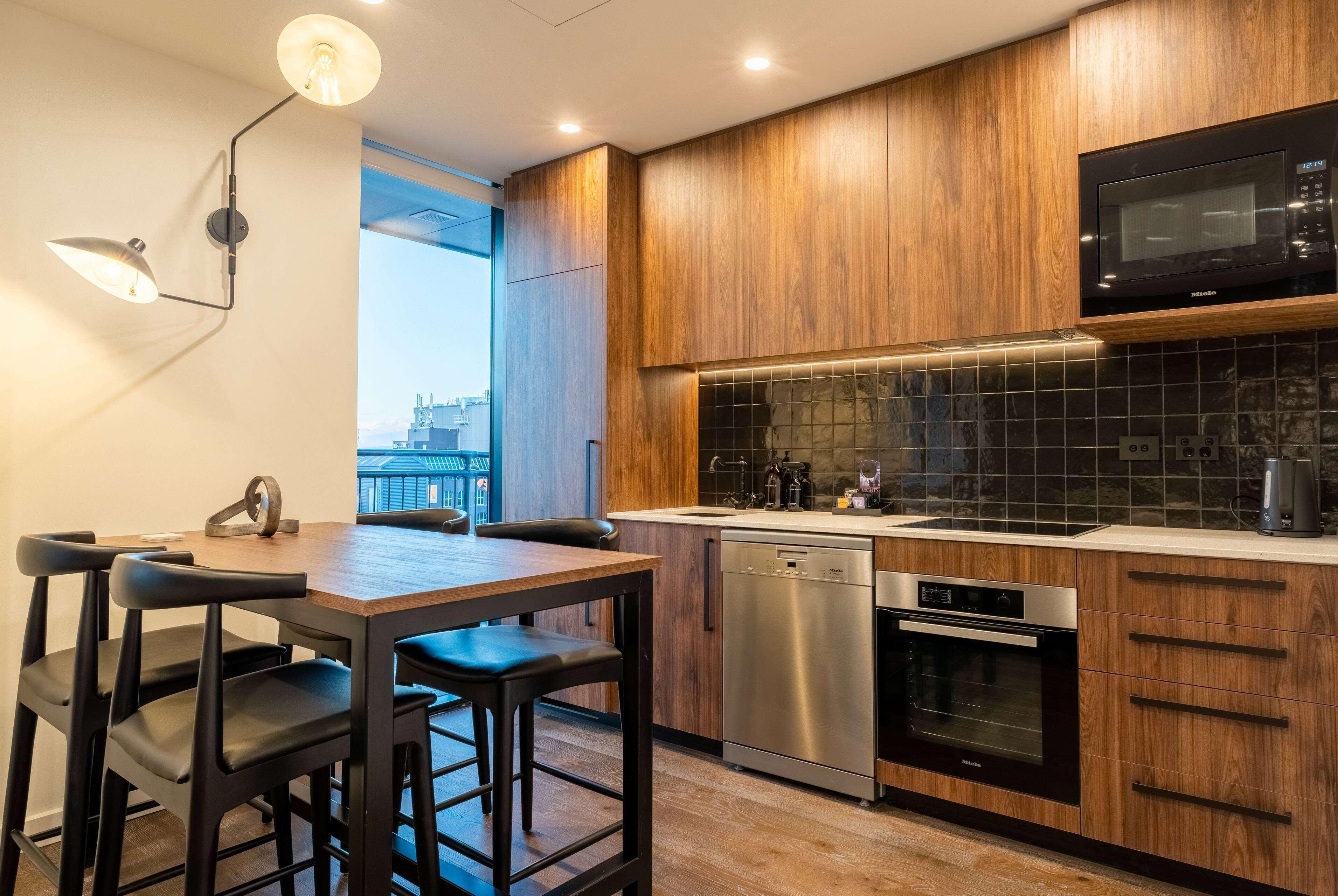 Studio King Size Bed