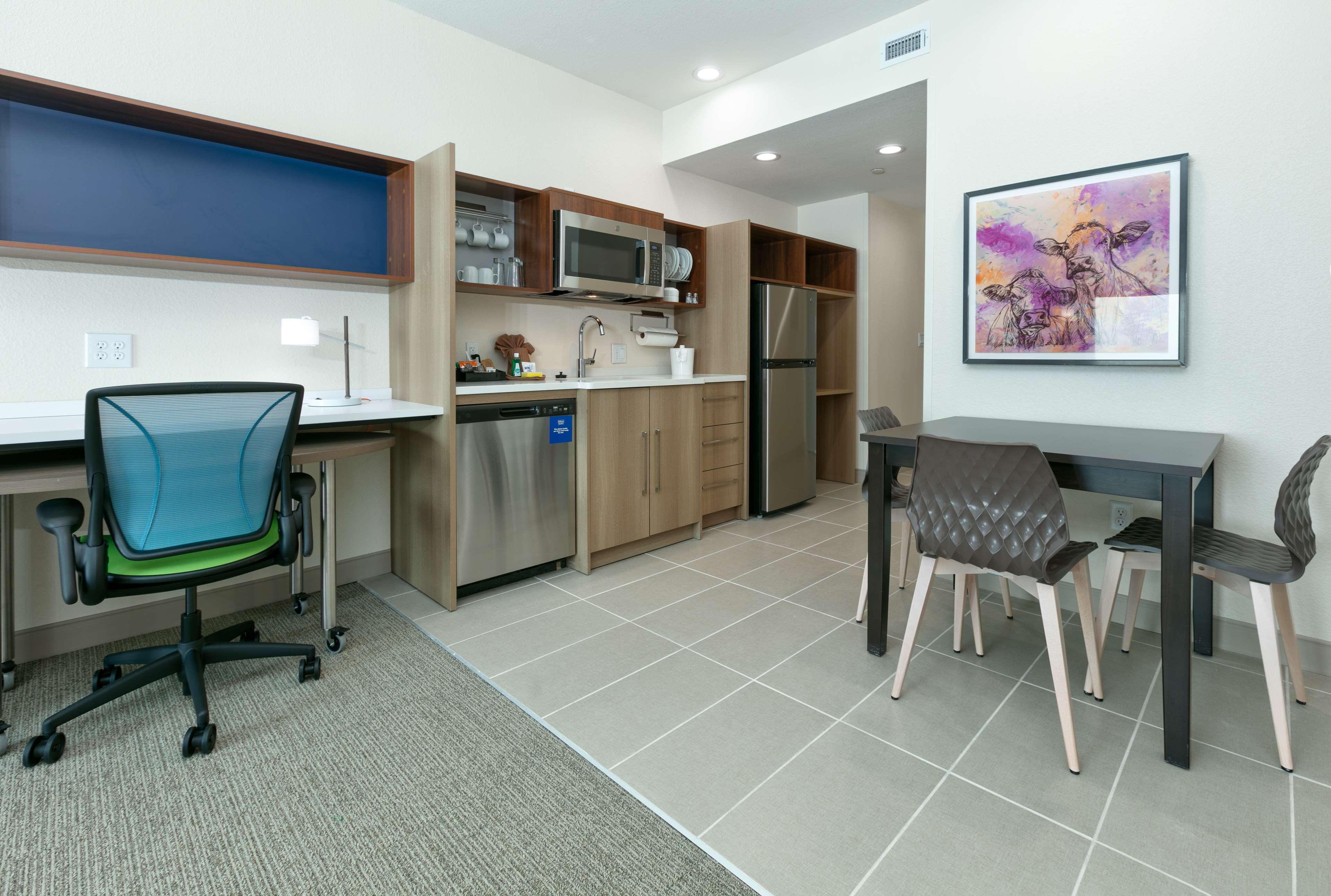 Suite King Bed One Bedroom 