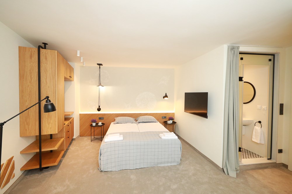 Double Deluxe Superior