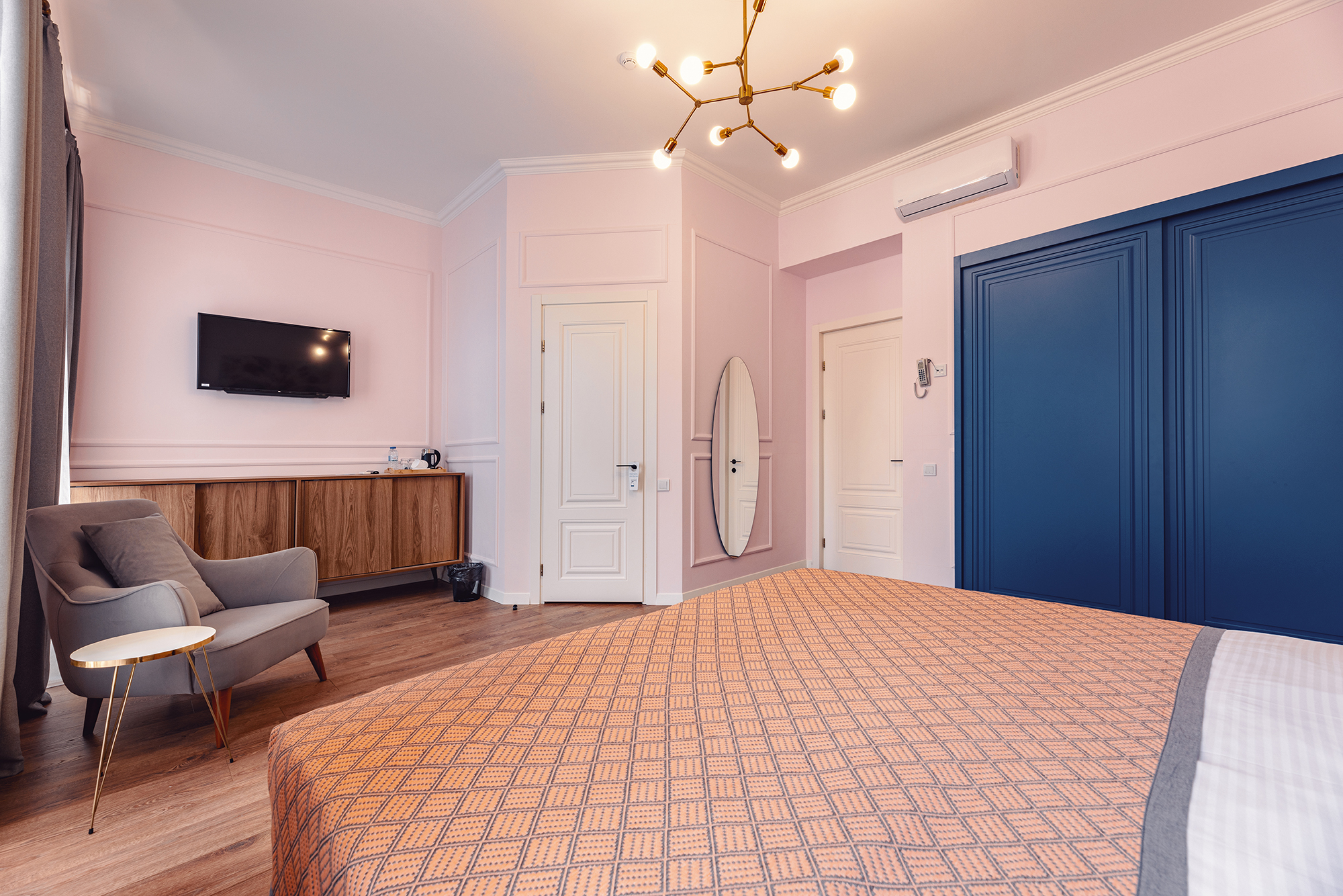 Double or Twin Deluxe