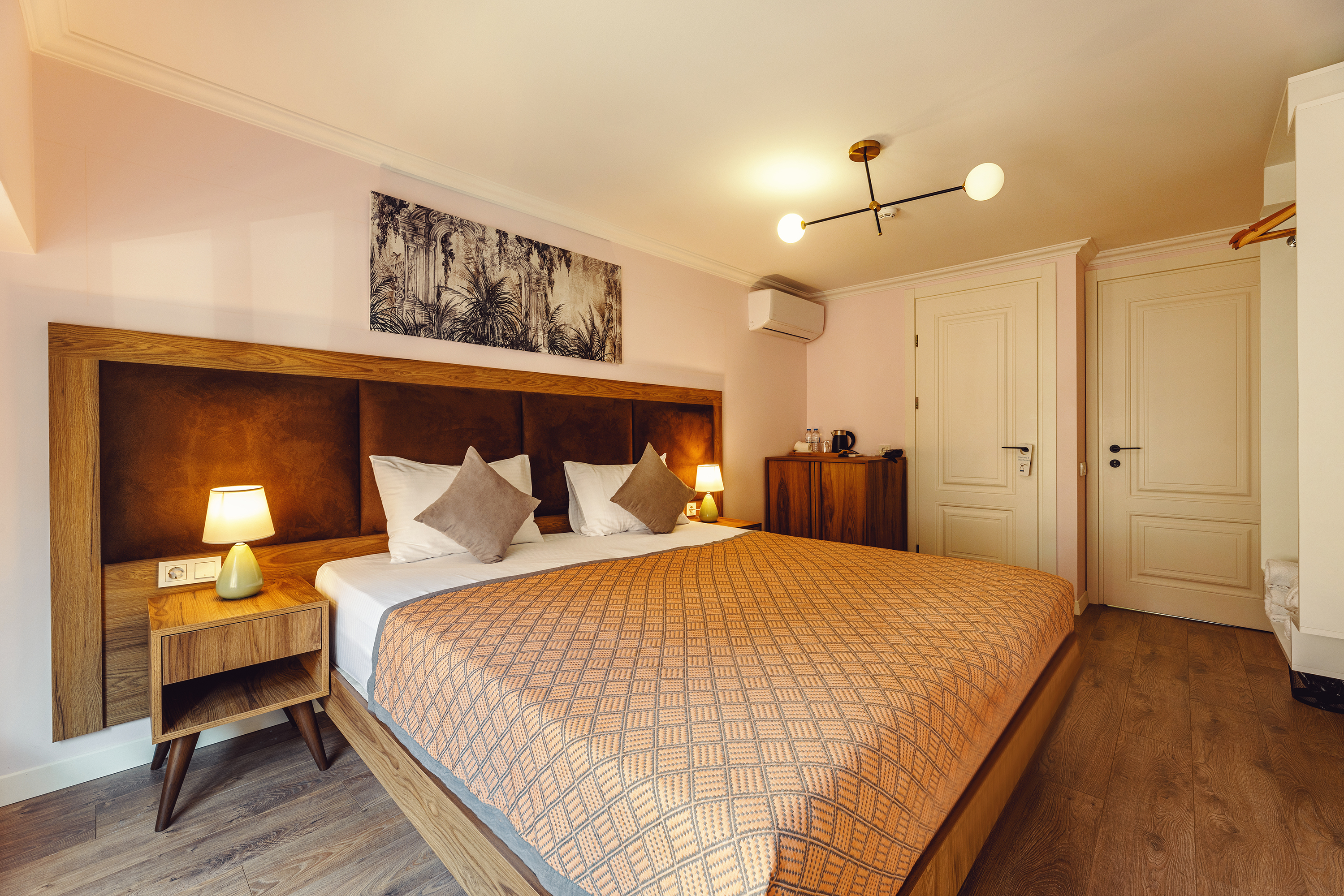 Double or Twin Standard