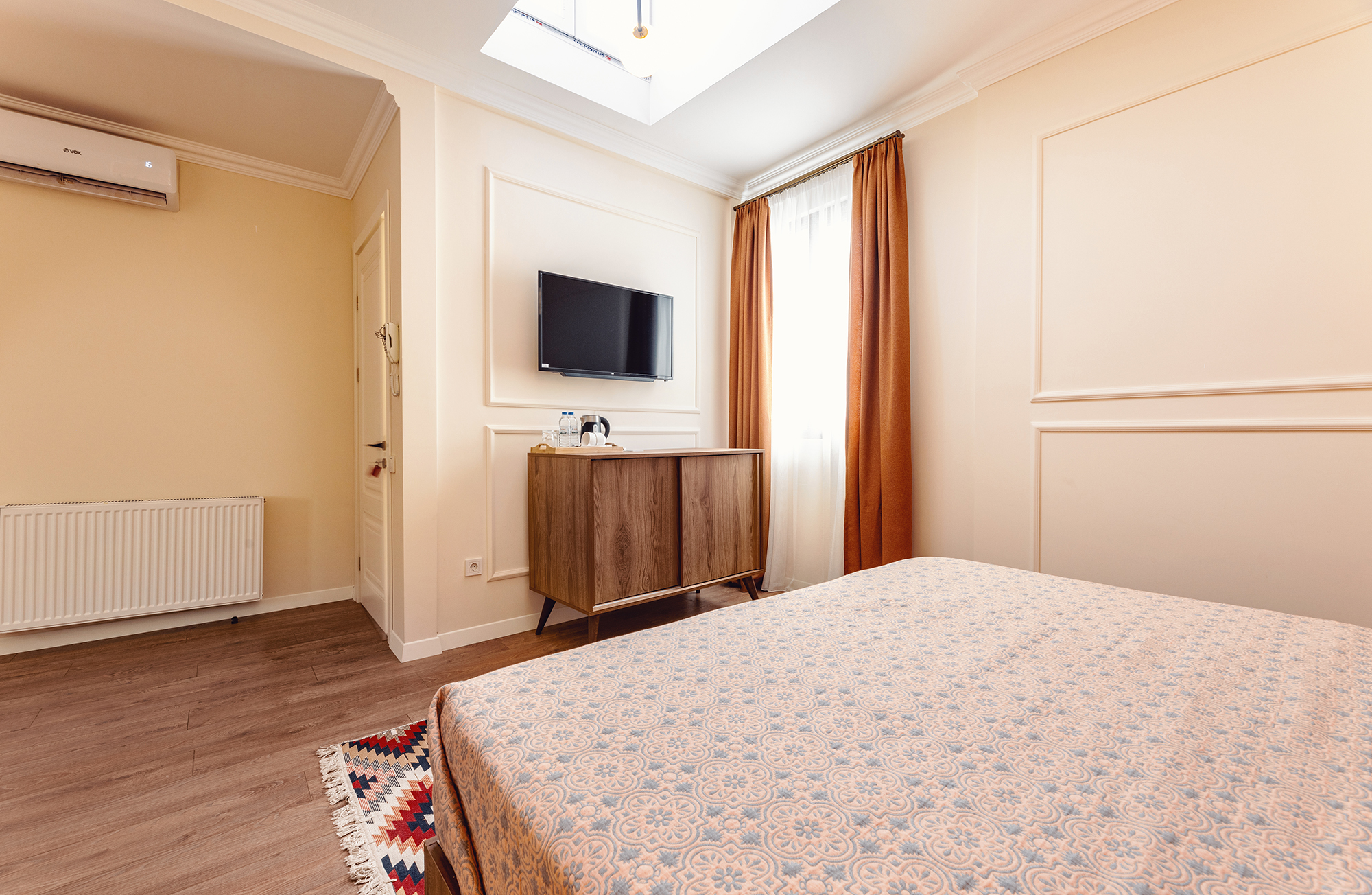 Double or Twin Standard