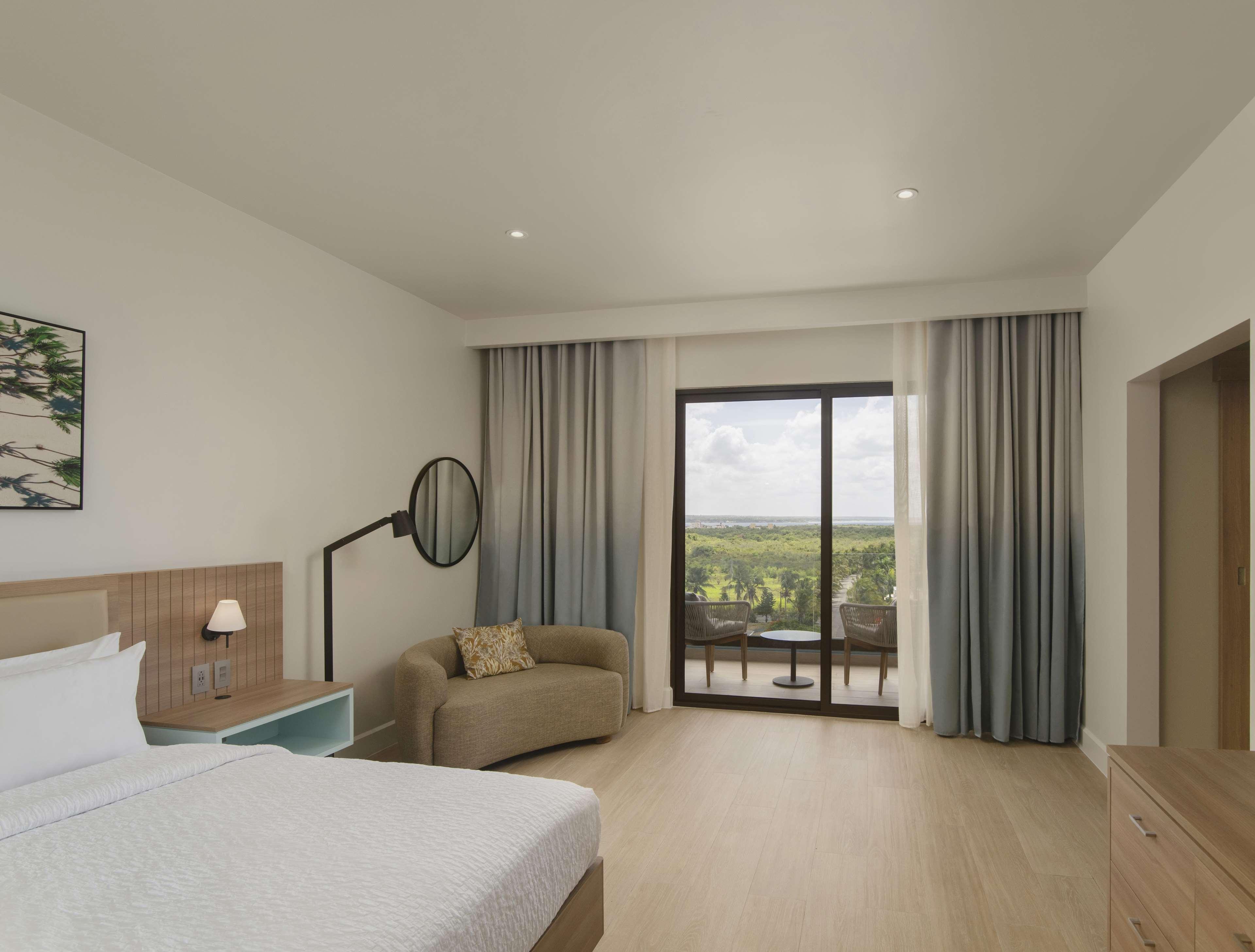 Double Accessible King Size Bed