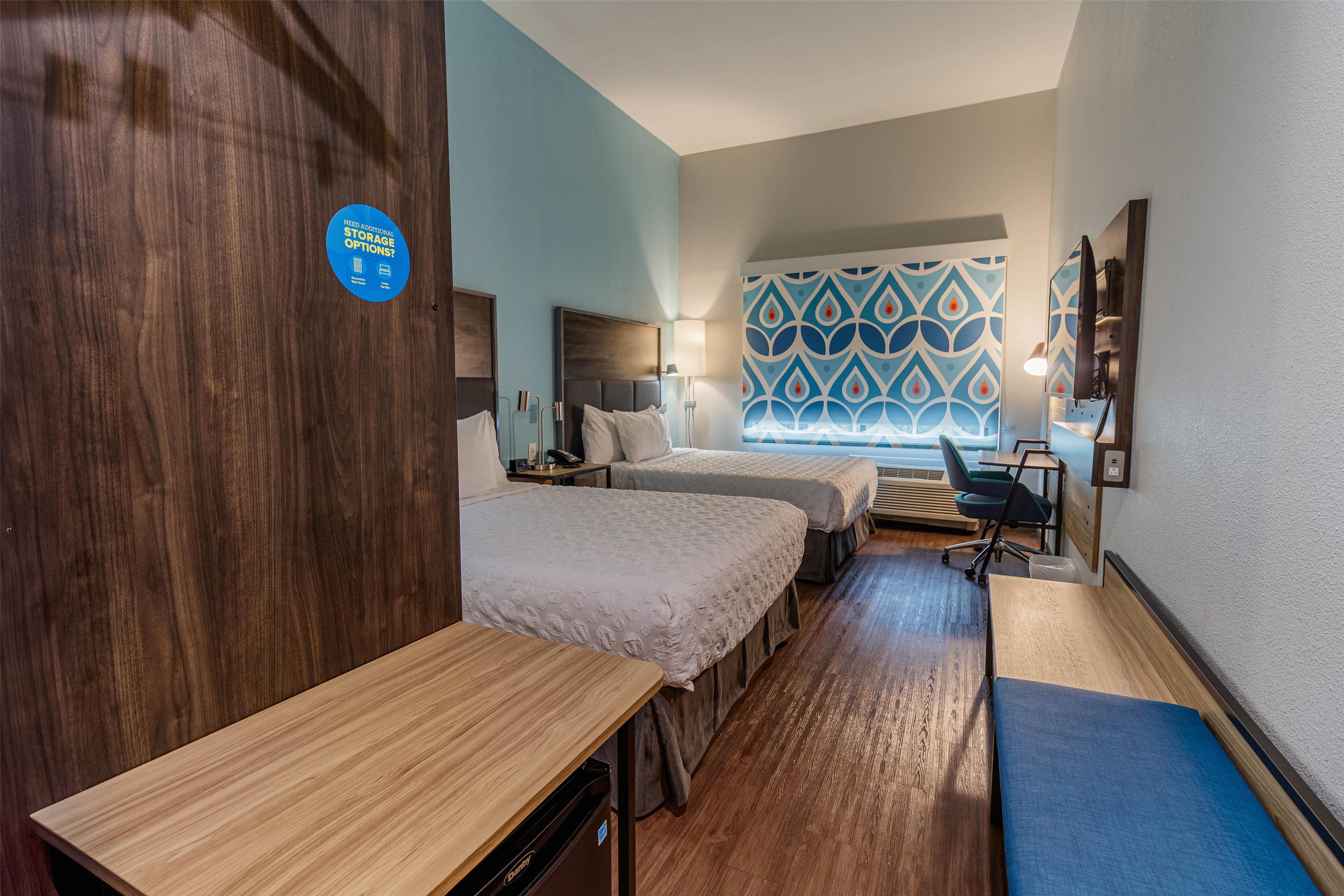 Double Two Queen Beds