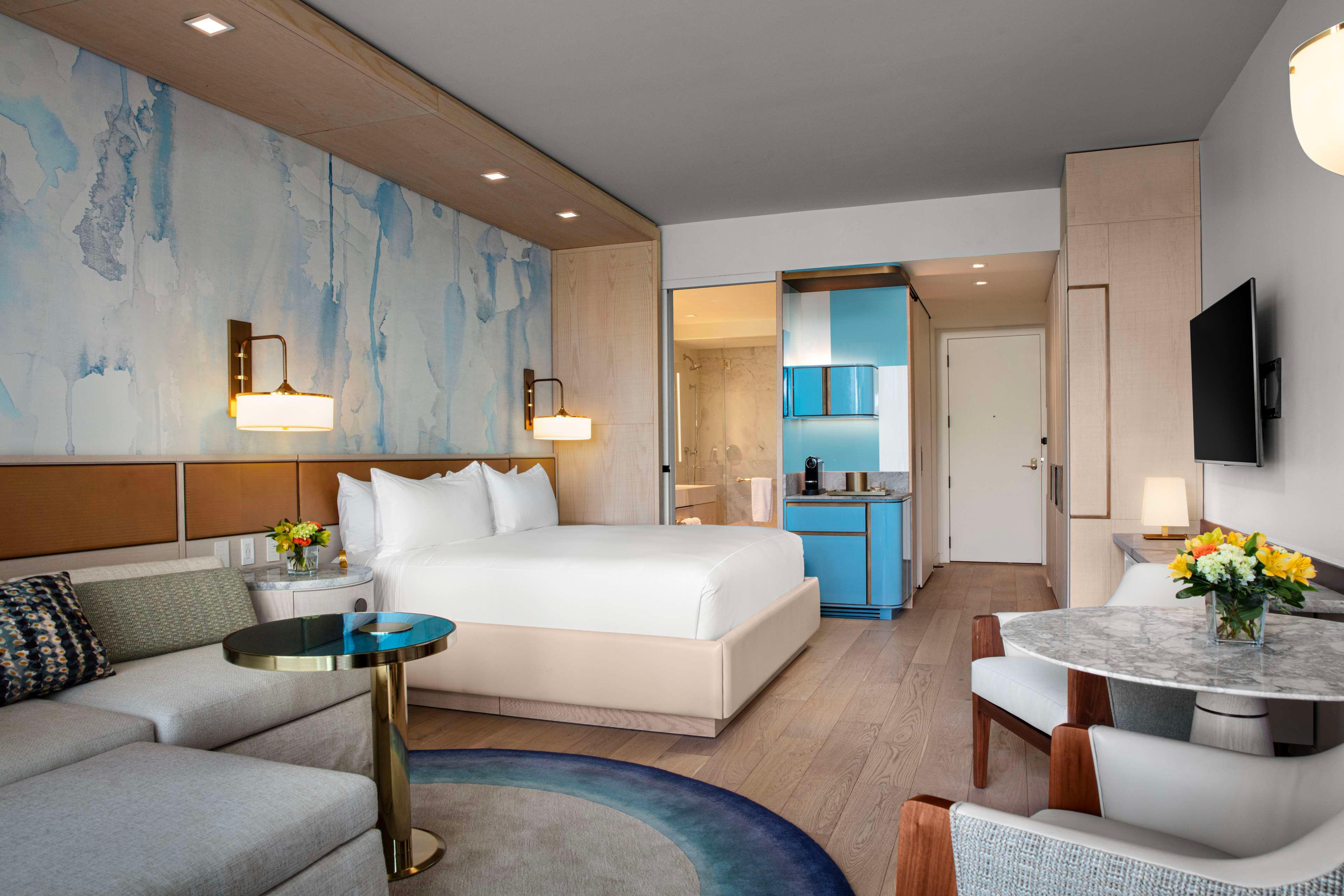 Double Guest Room King Bed