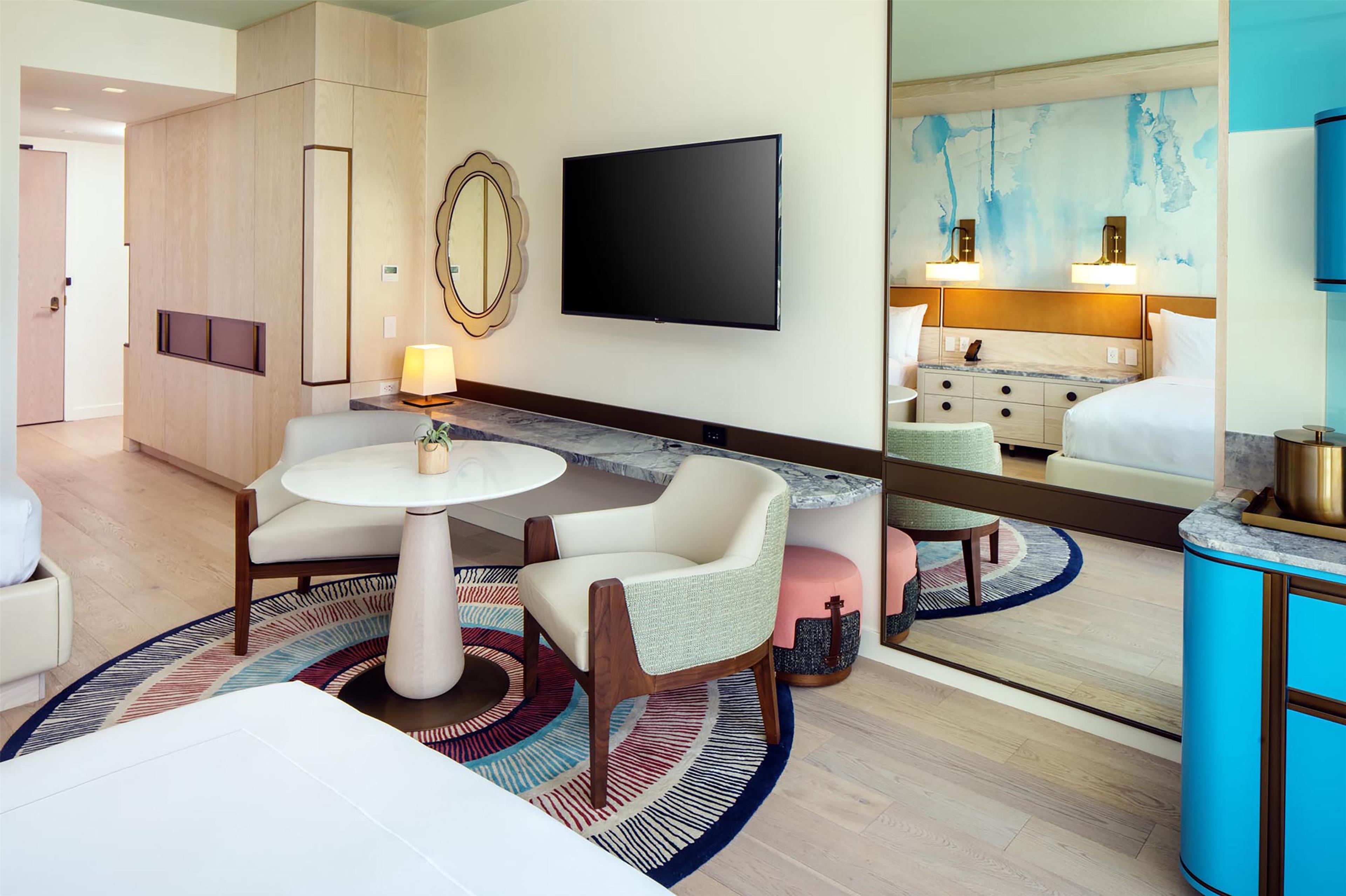 Double Deluxe with Views