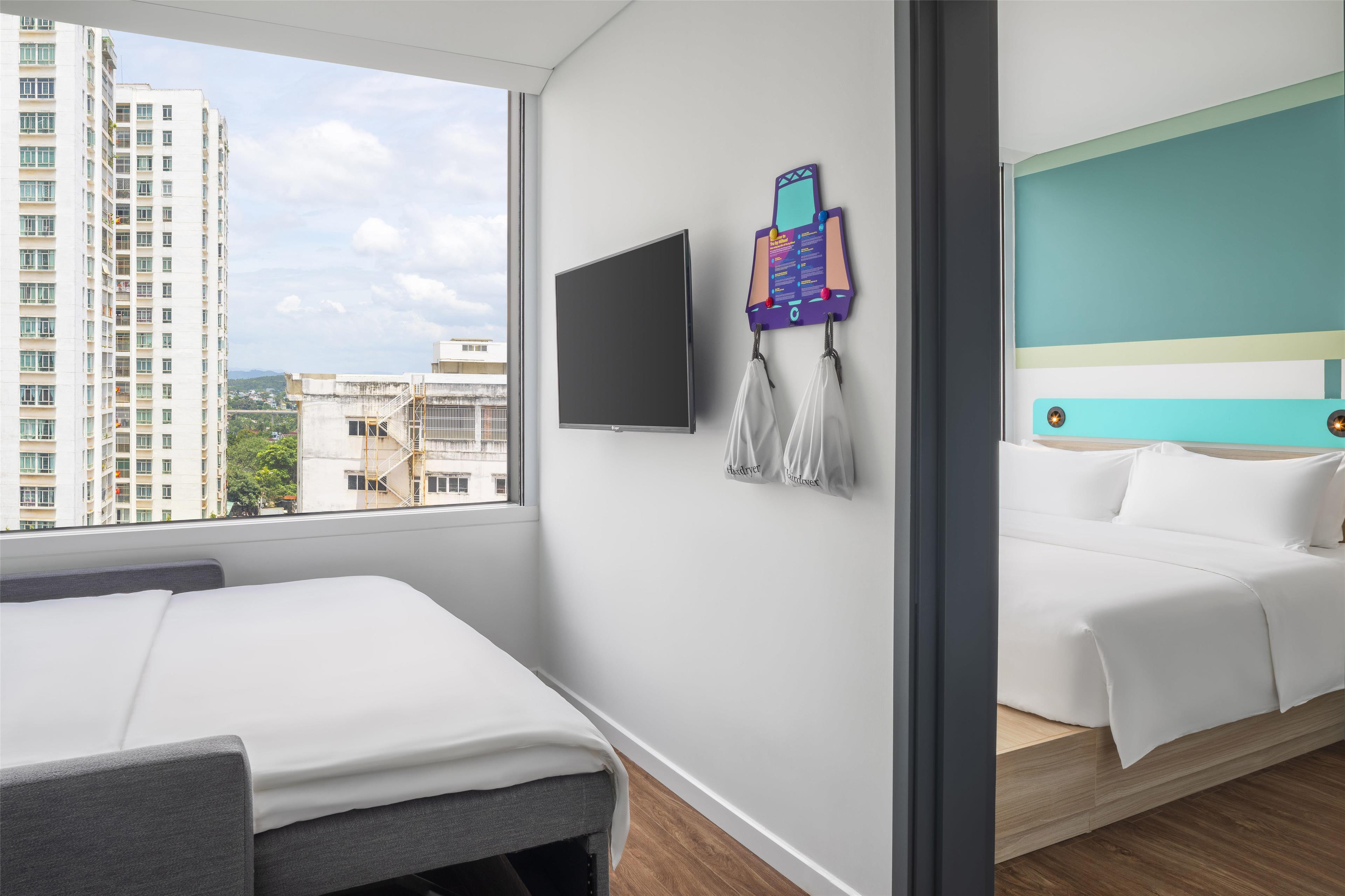 Double Guest Room King Bed