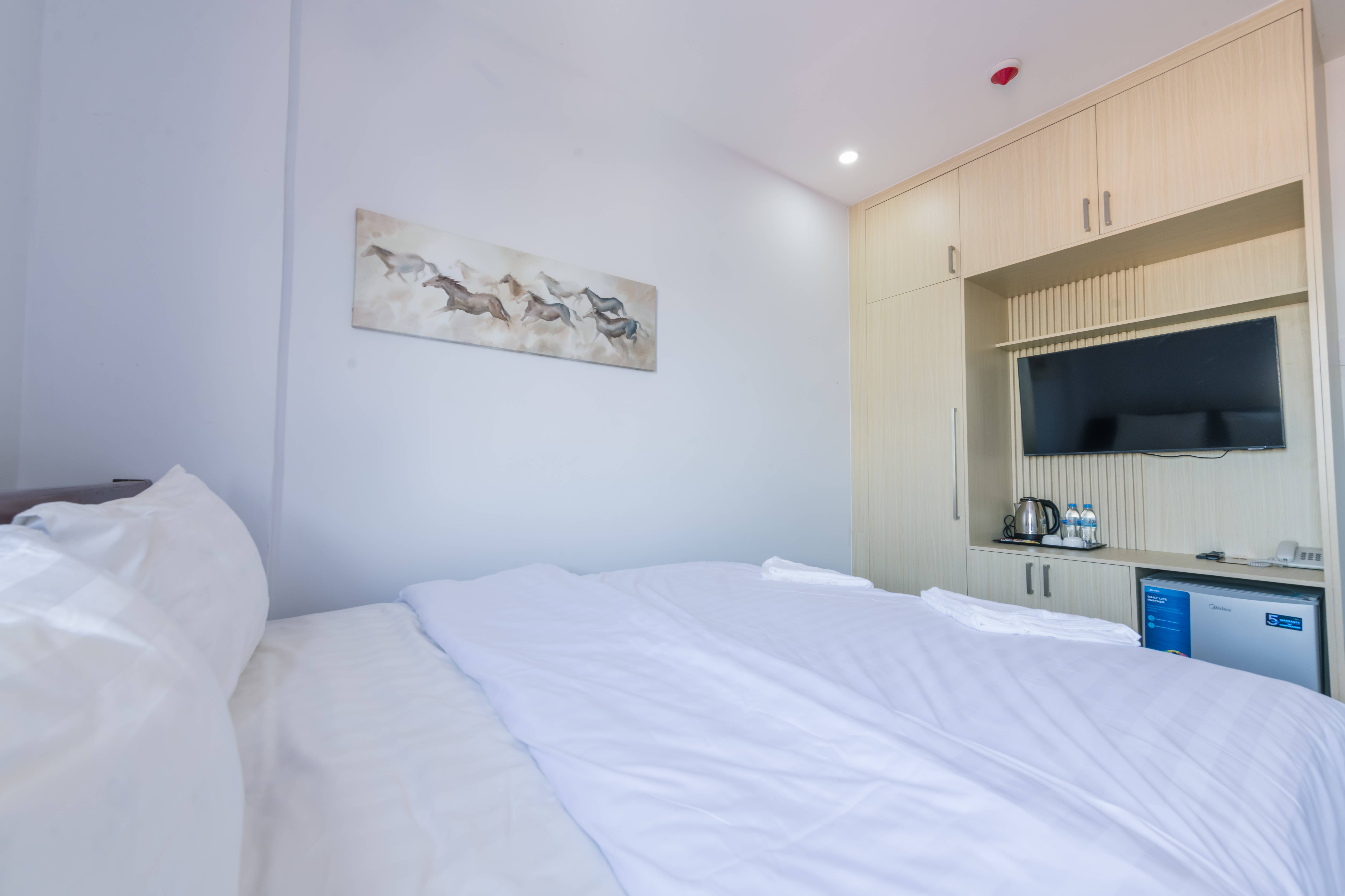 Double Deluxe One Bed