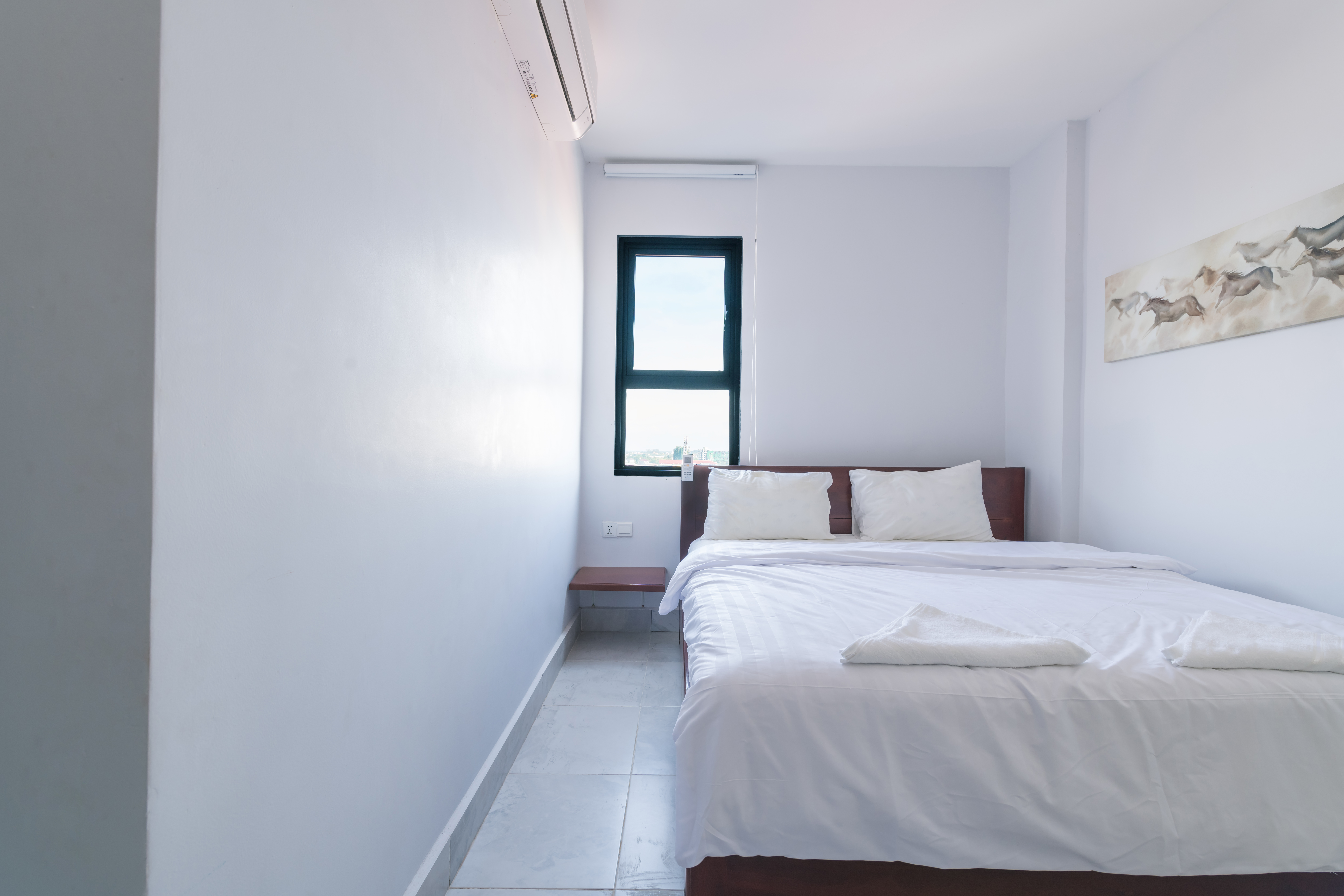 Double Deluxe One Bed