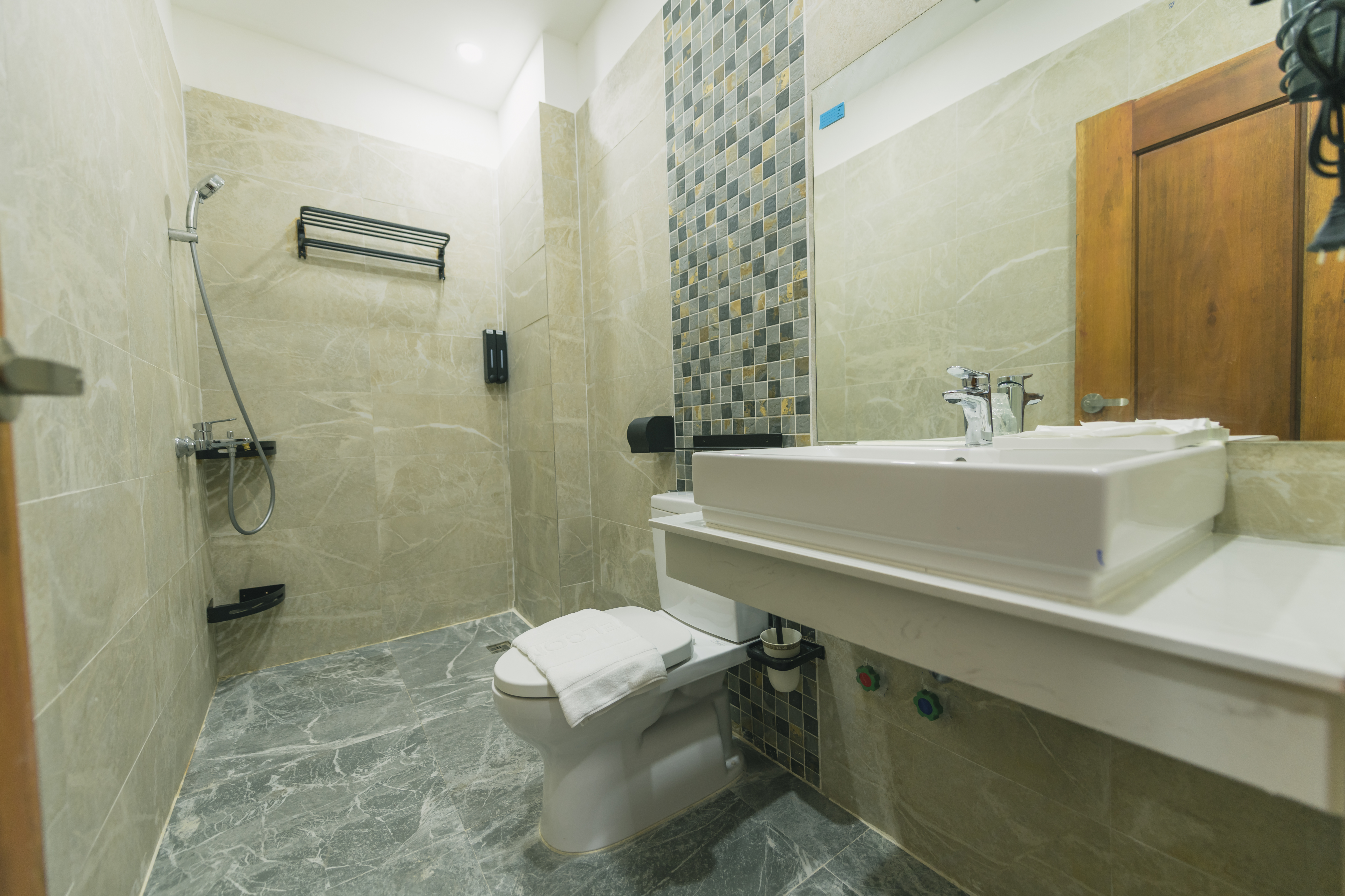 Double One Bedroom One Bathroom