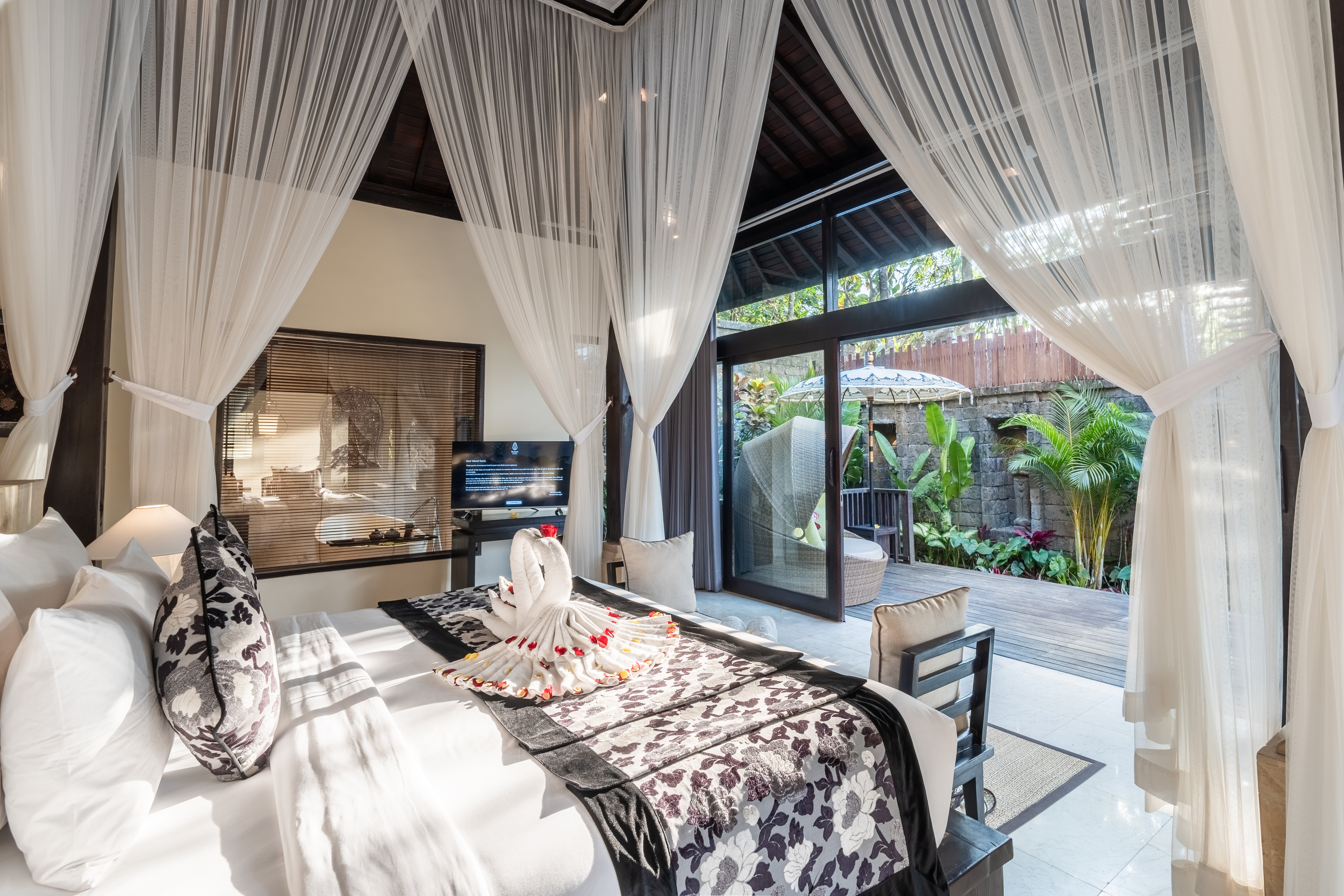 Villa Premier King Bed