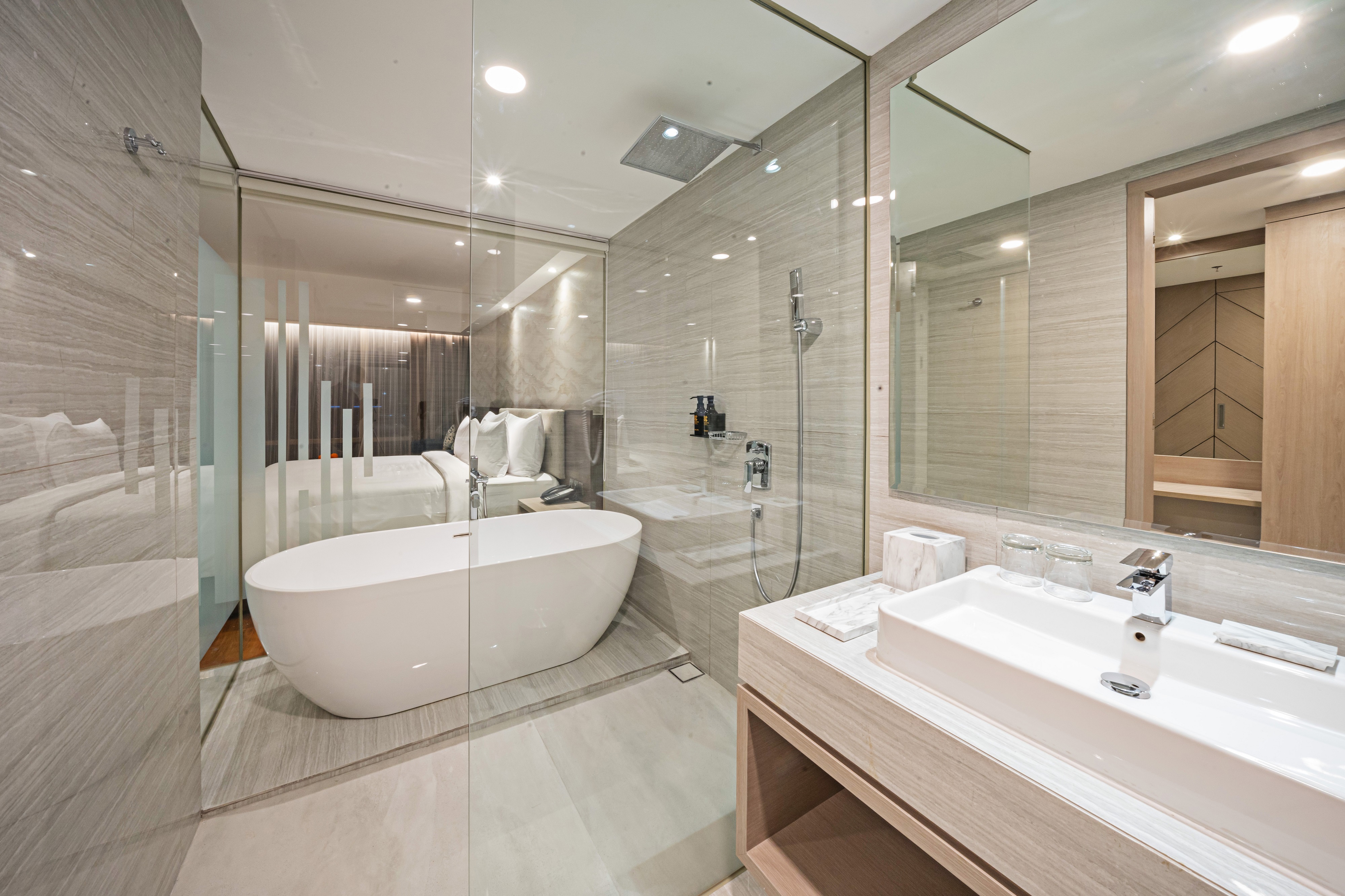 Junior Suite King Size Bed