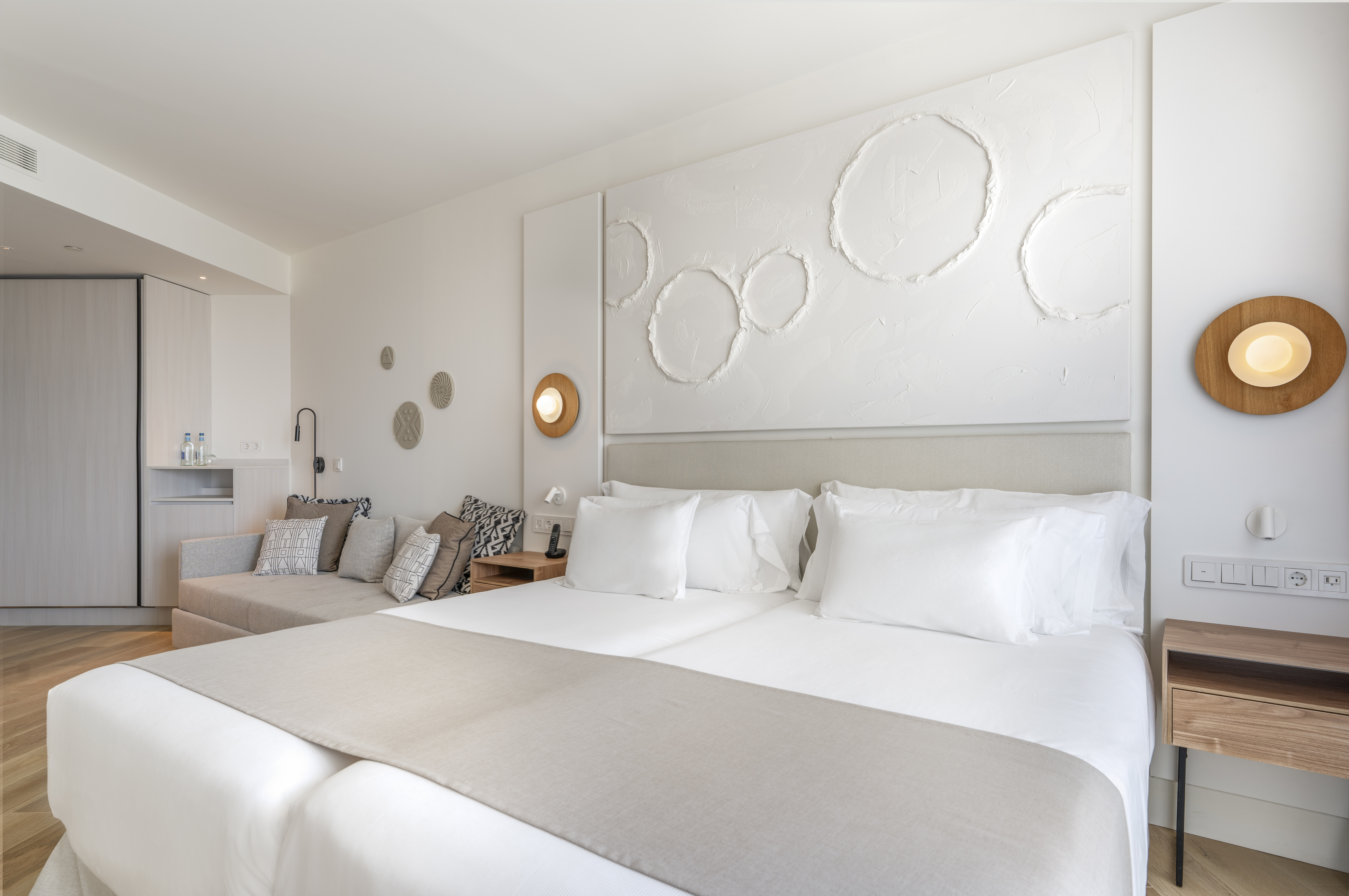 Room Superior Side Sea View