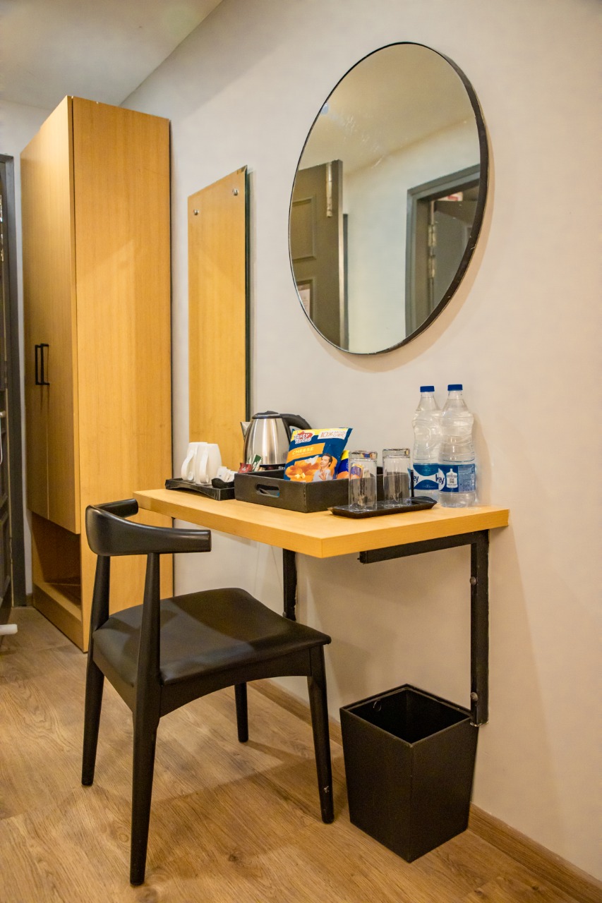 Double Queen Size Bed