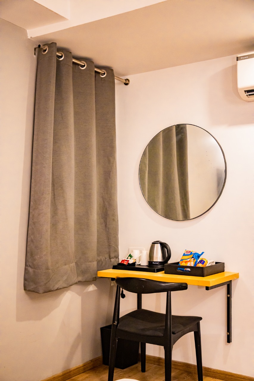 Double Queen Size Bed