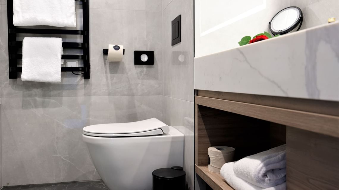 Twin One Bedroom One Bathroom