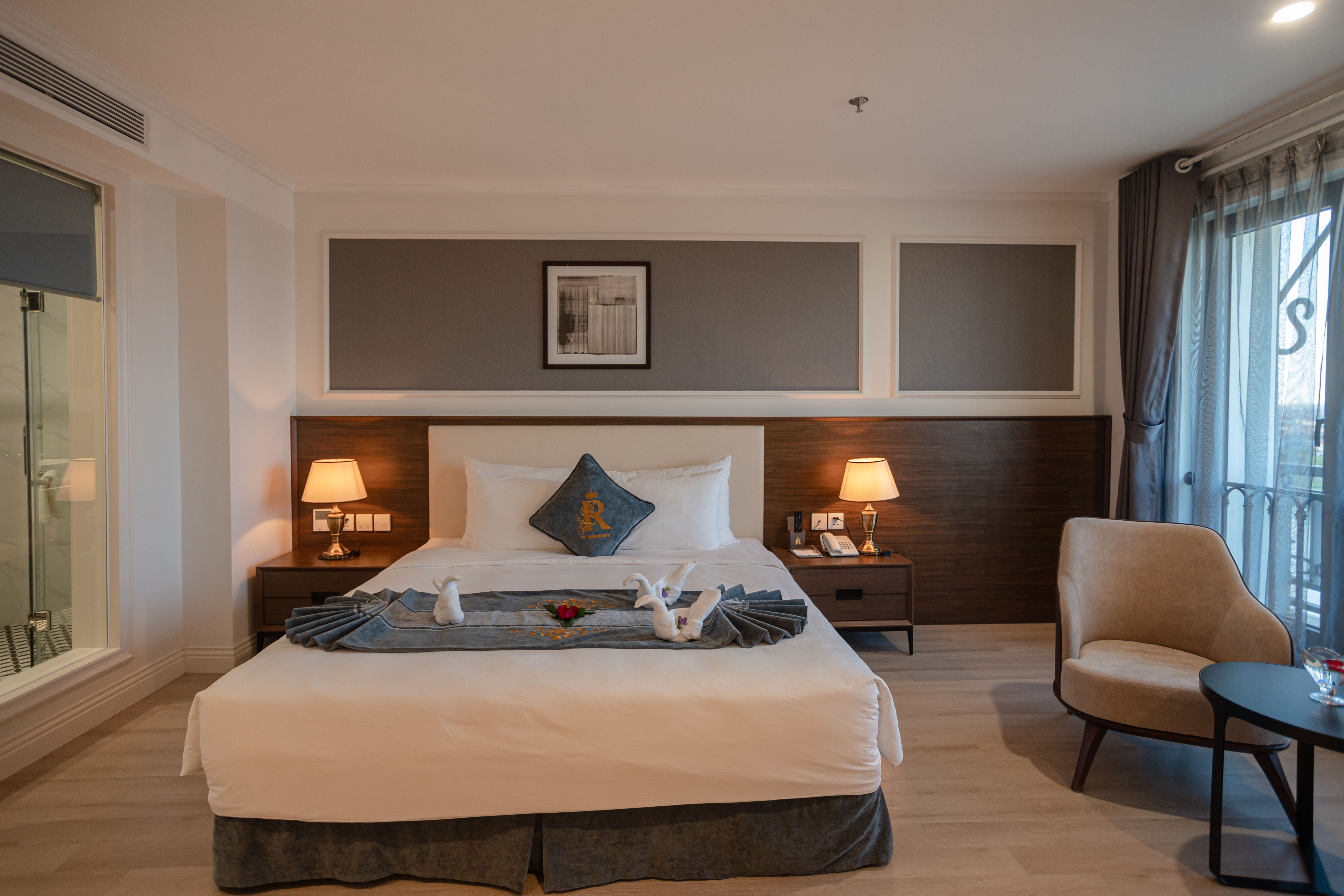 Double Superior King Bed