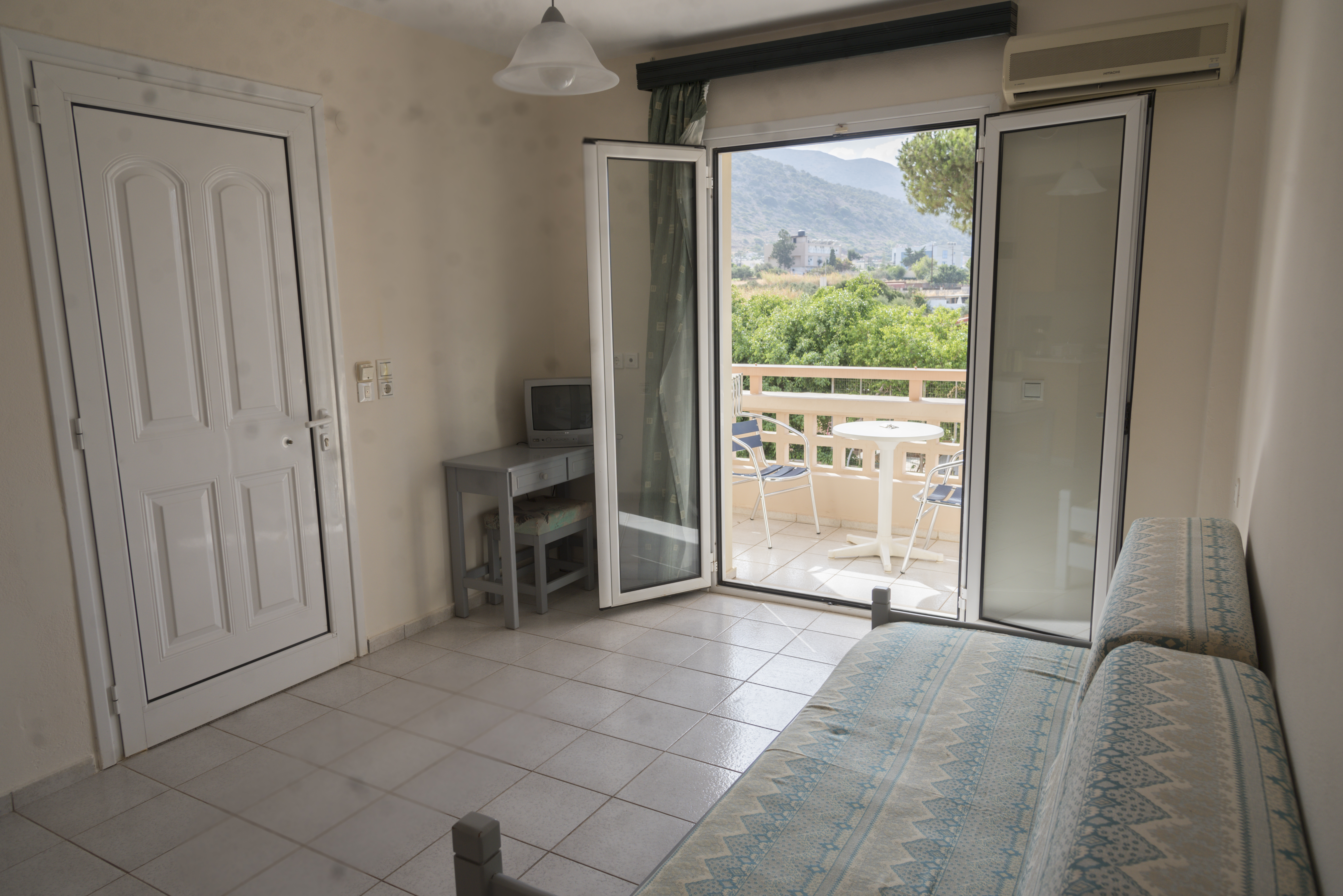 Apartment Capacity 3