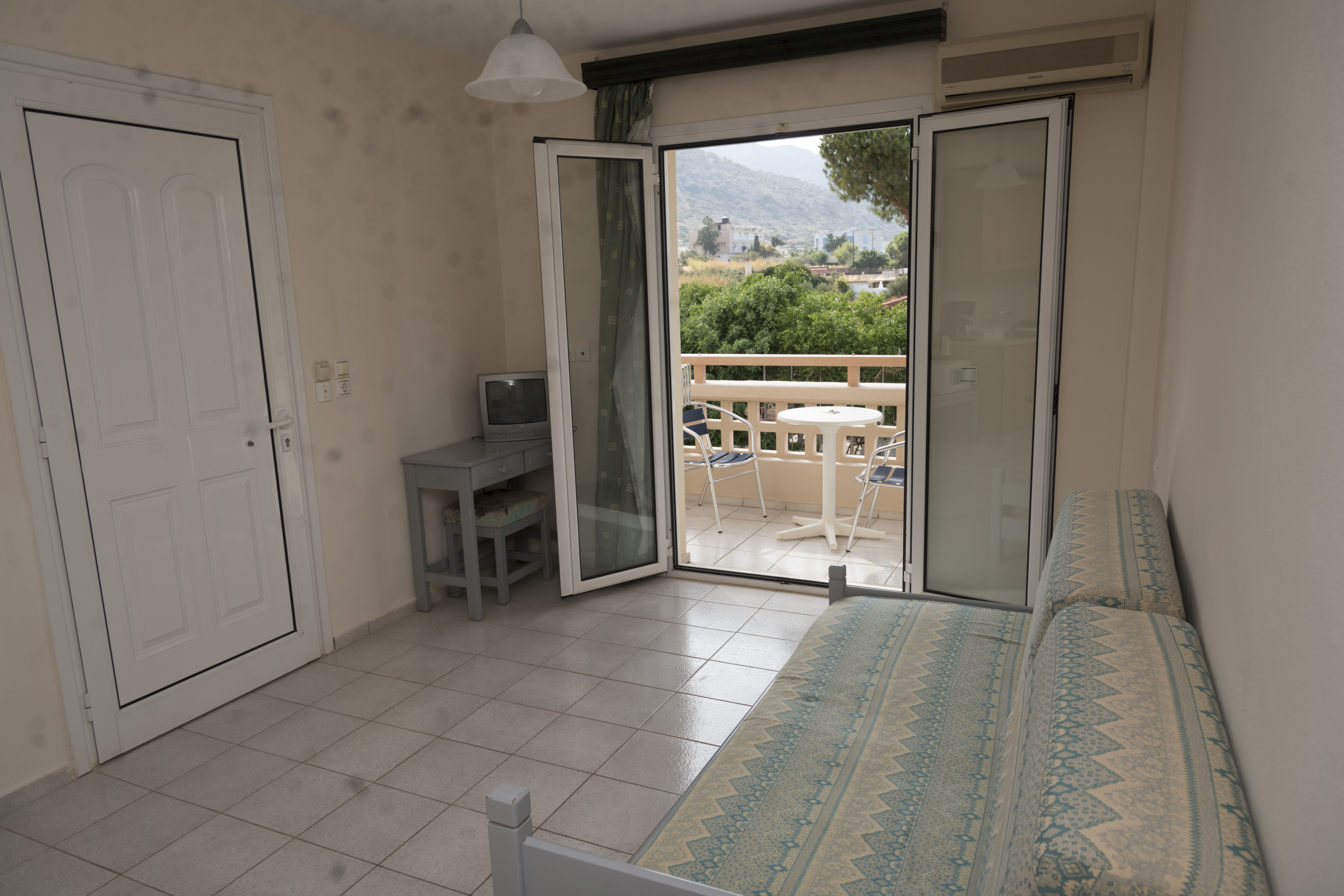 Apartment Capacity 3