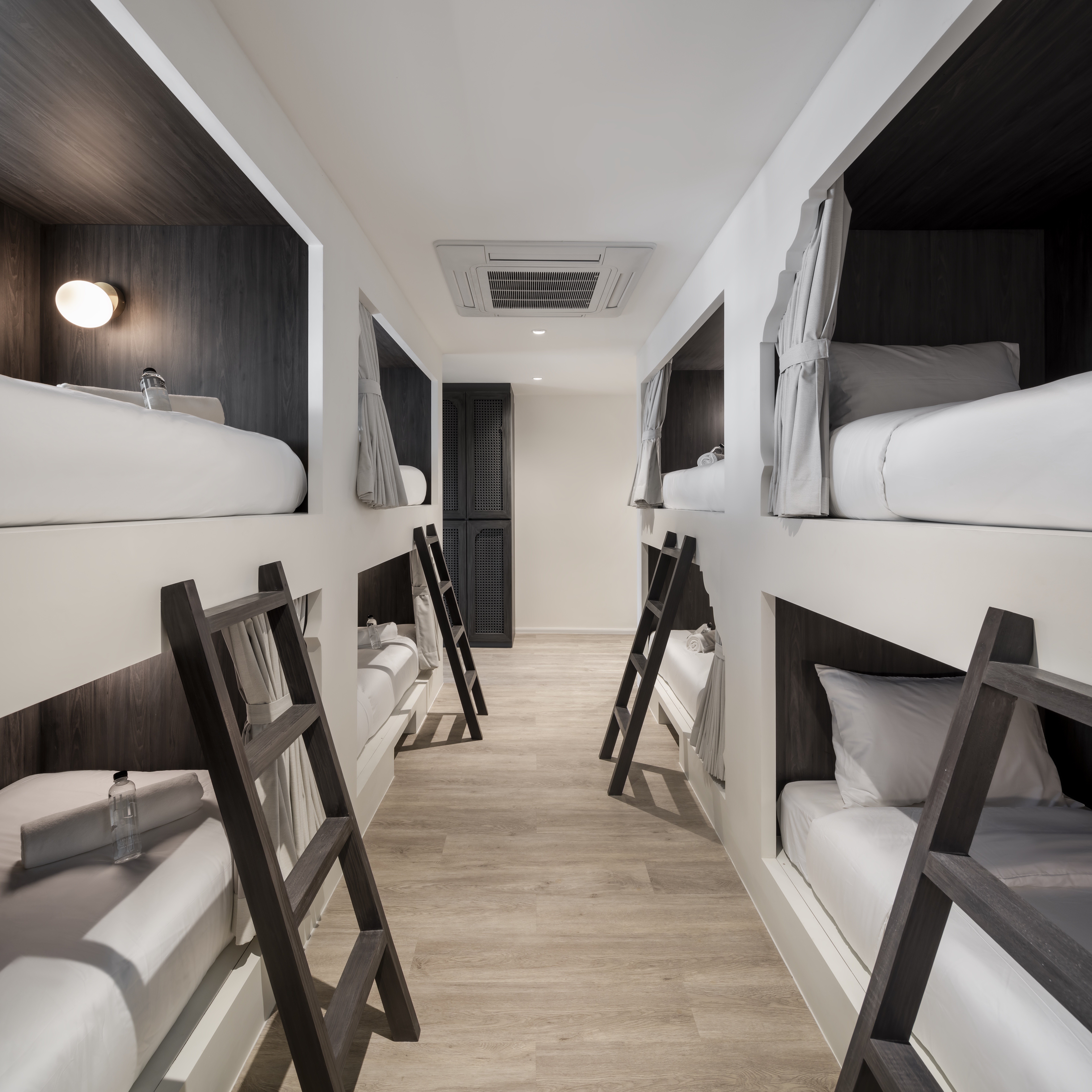 Bed in Dormitory Standard