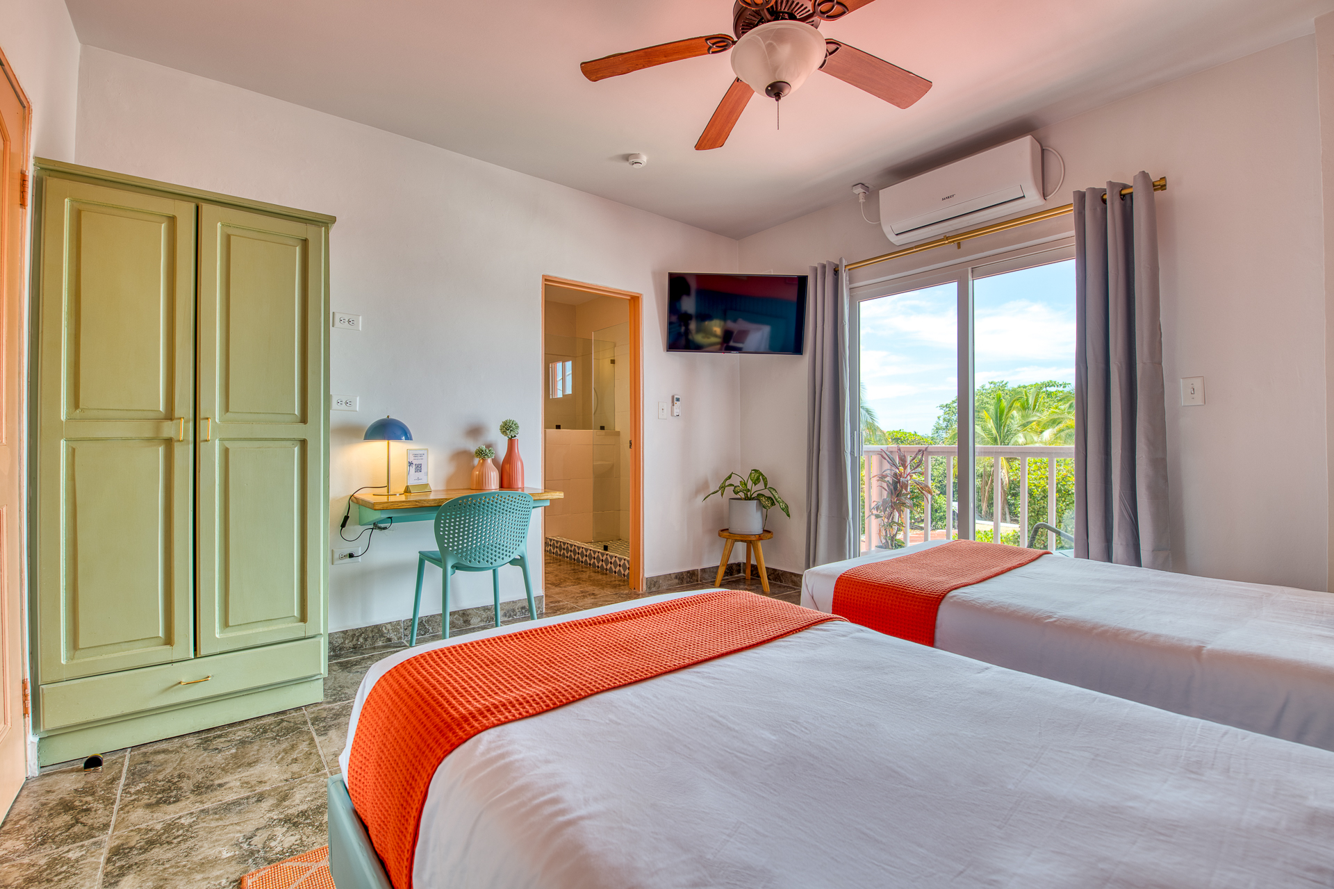 Double or Twin Standard