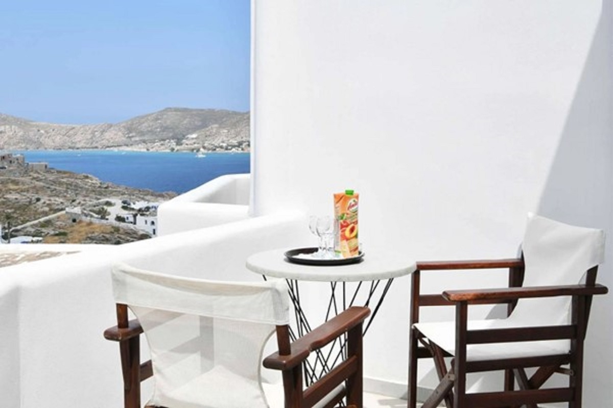 Studio Side Sea View