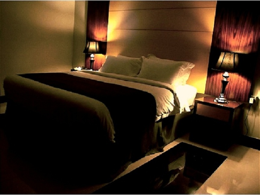 Double Deluxe King Bed