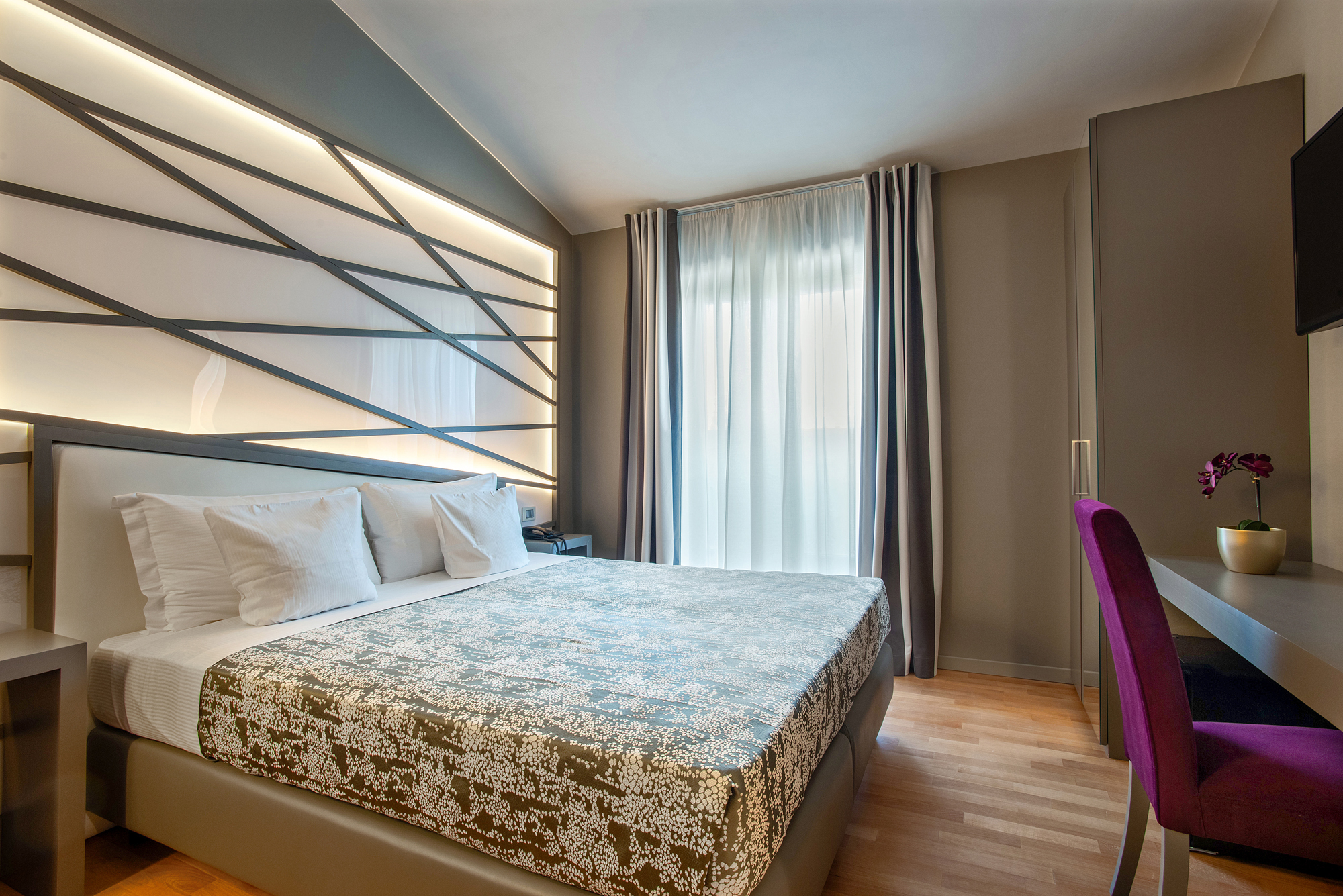 Double or Twin Superior