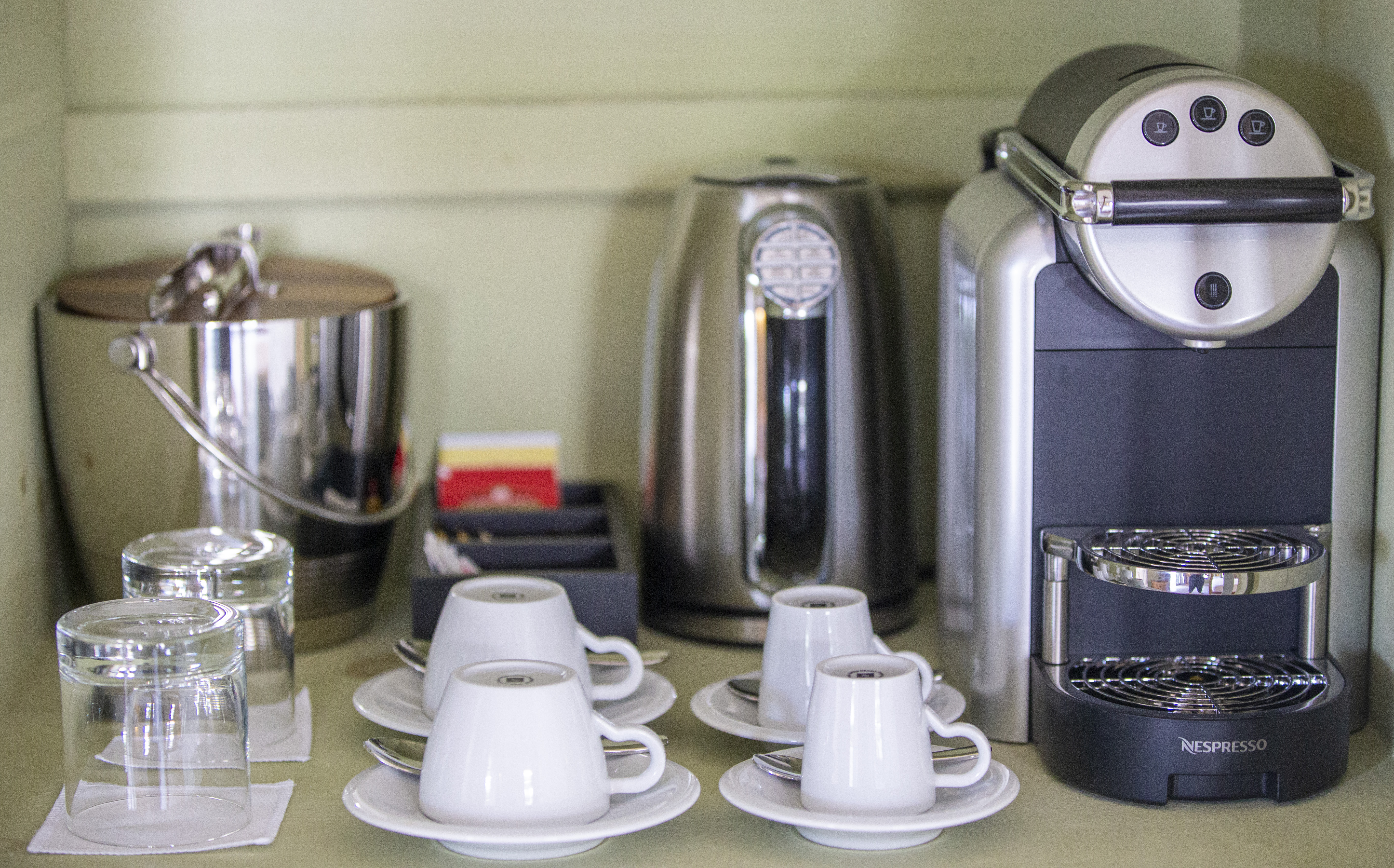 Double Deluxe One Bed