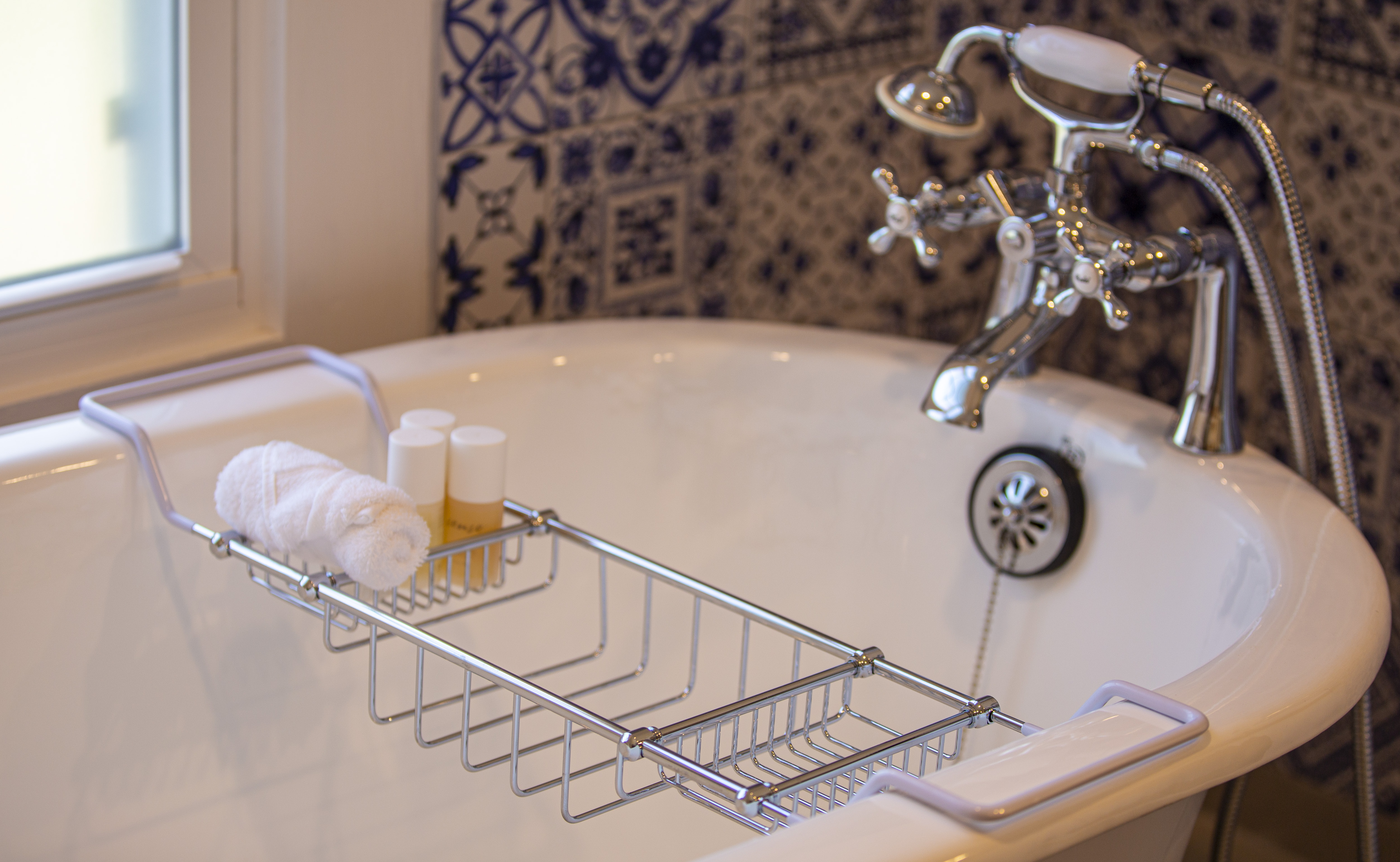 Double Deluxe One Bed