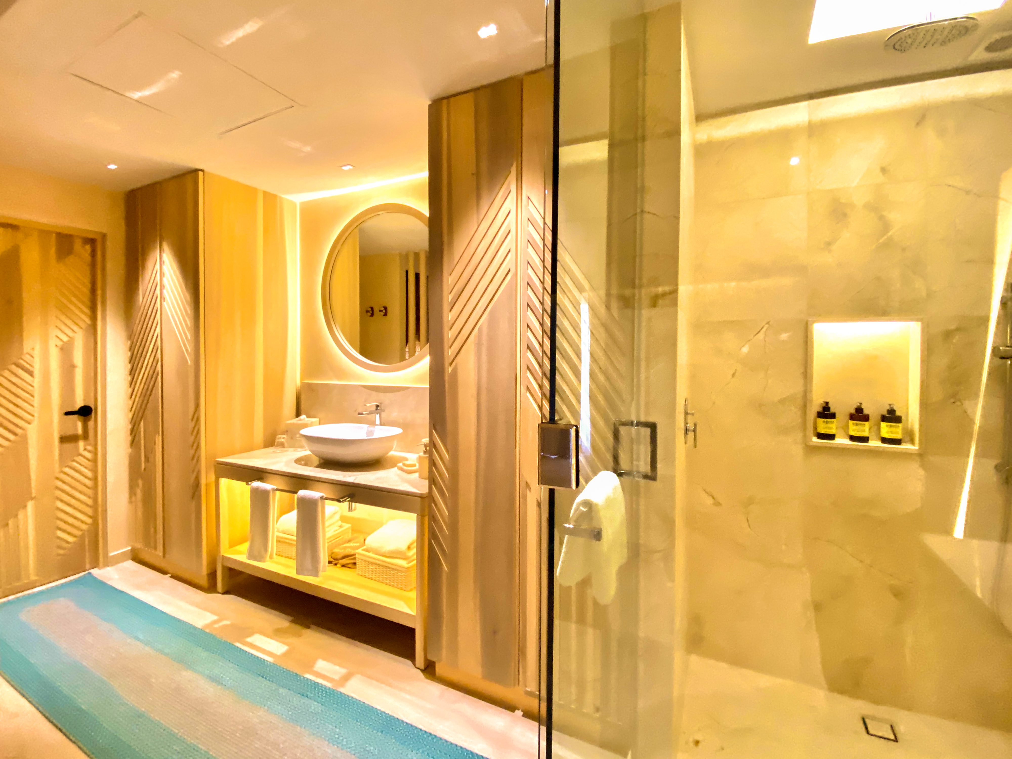 Room with Private Pool