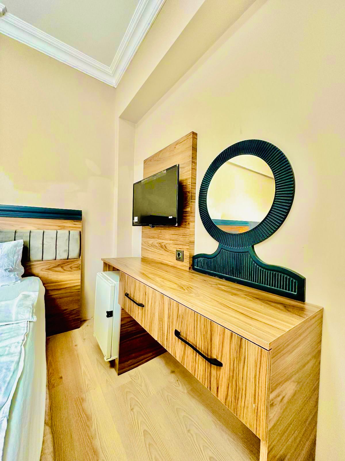 Family Room Business