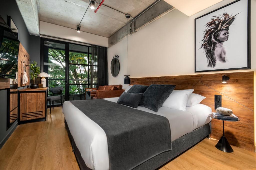 Double Superior King Bed