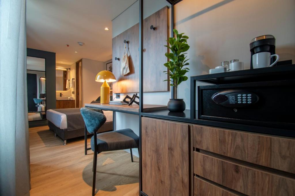 Quadruple with Double Bed