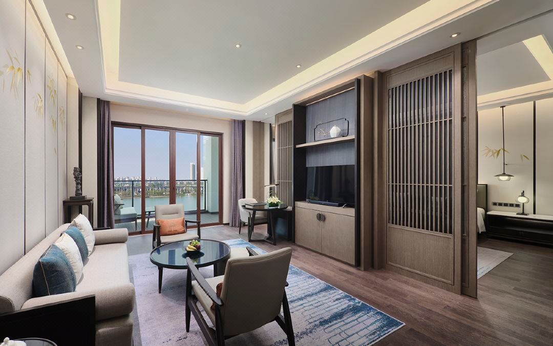 Double Deluxe with Views